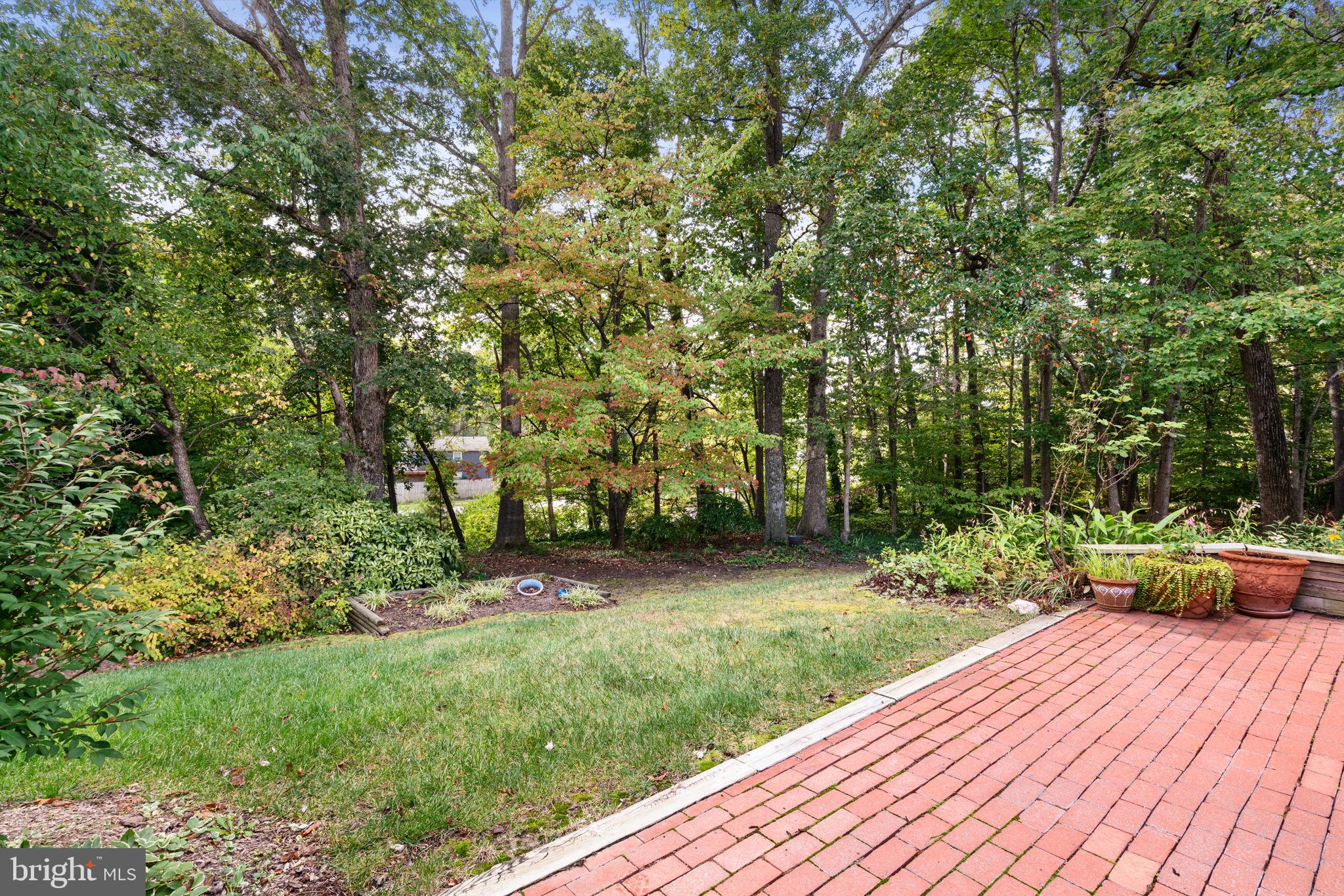 LAKEWOOD HILLS - Residential