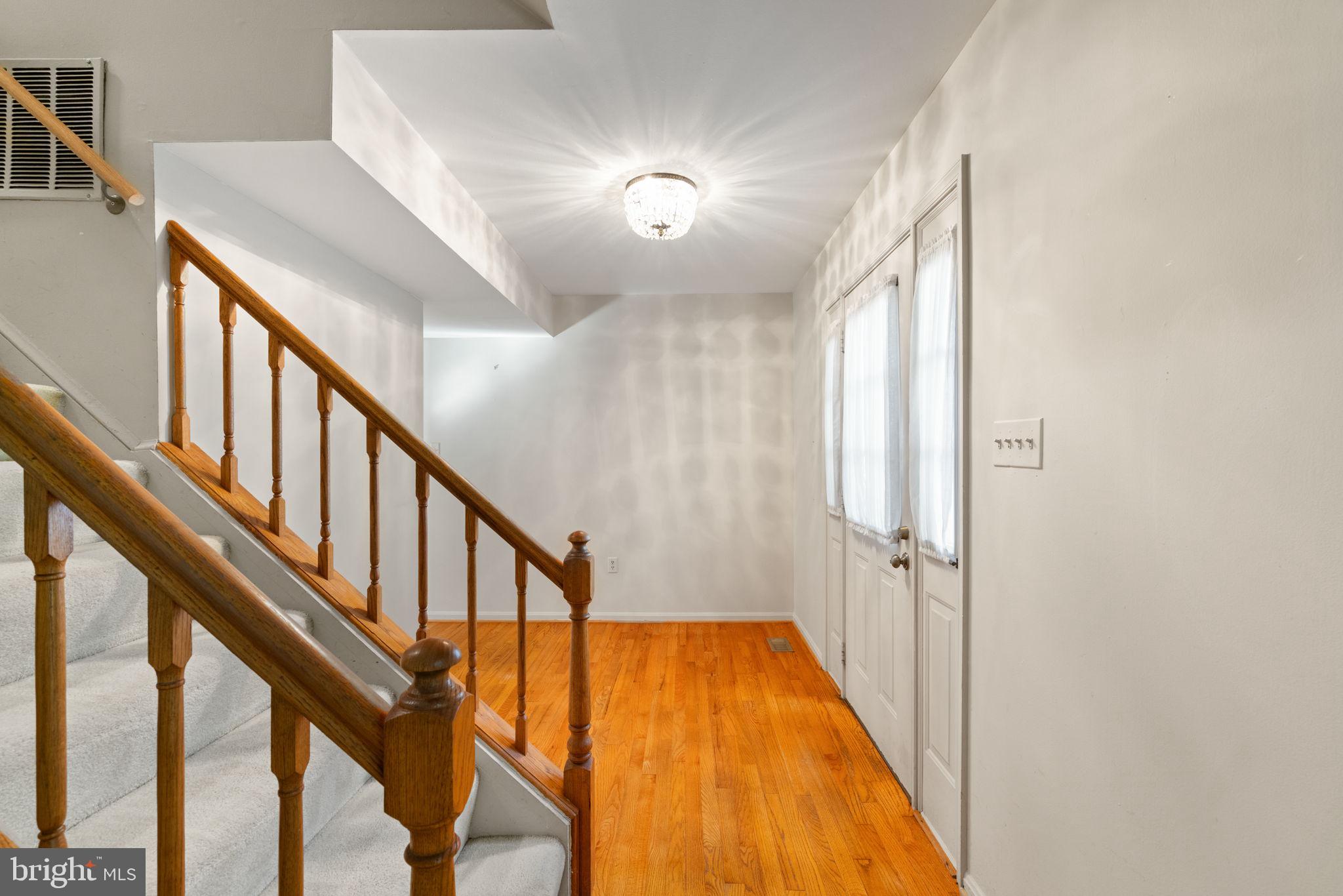 LAKEWOOD HILLS - Residential