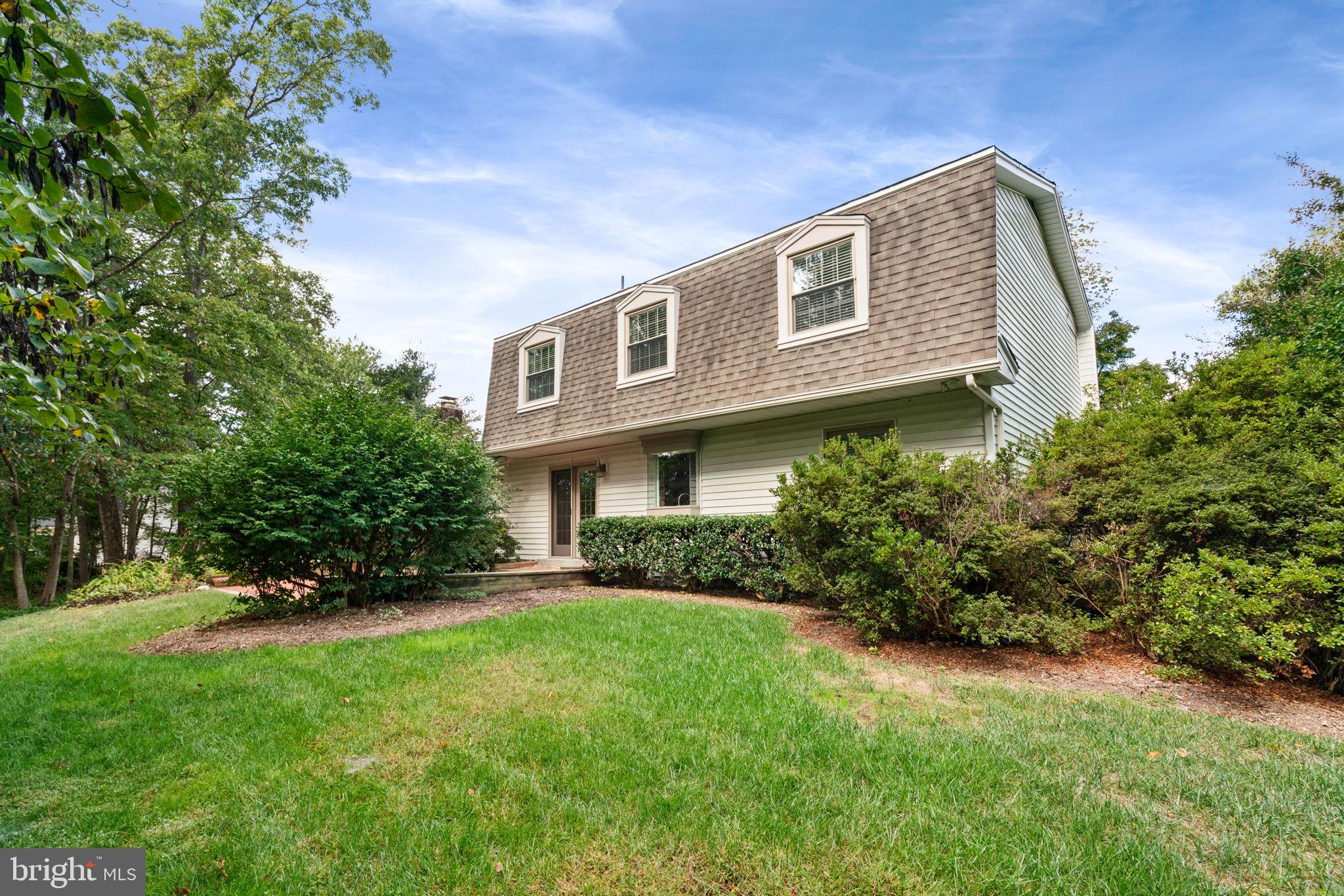 LAKEWOOD HILLS - Residential