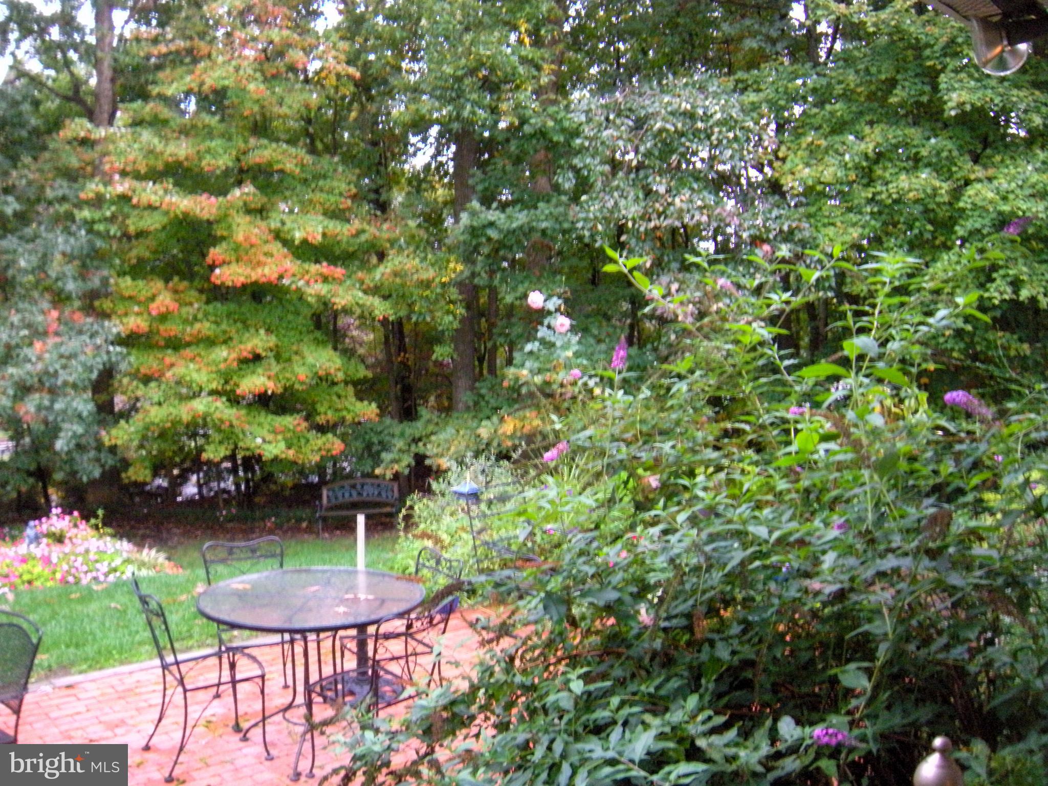 LAKEWOOD HILLS - Residential