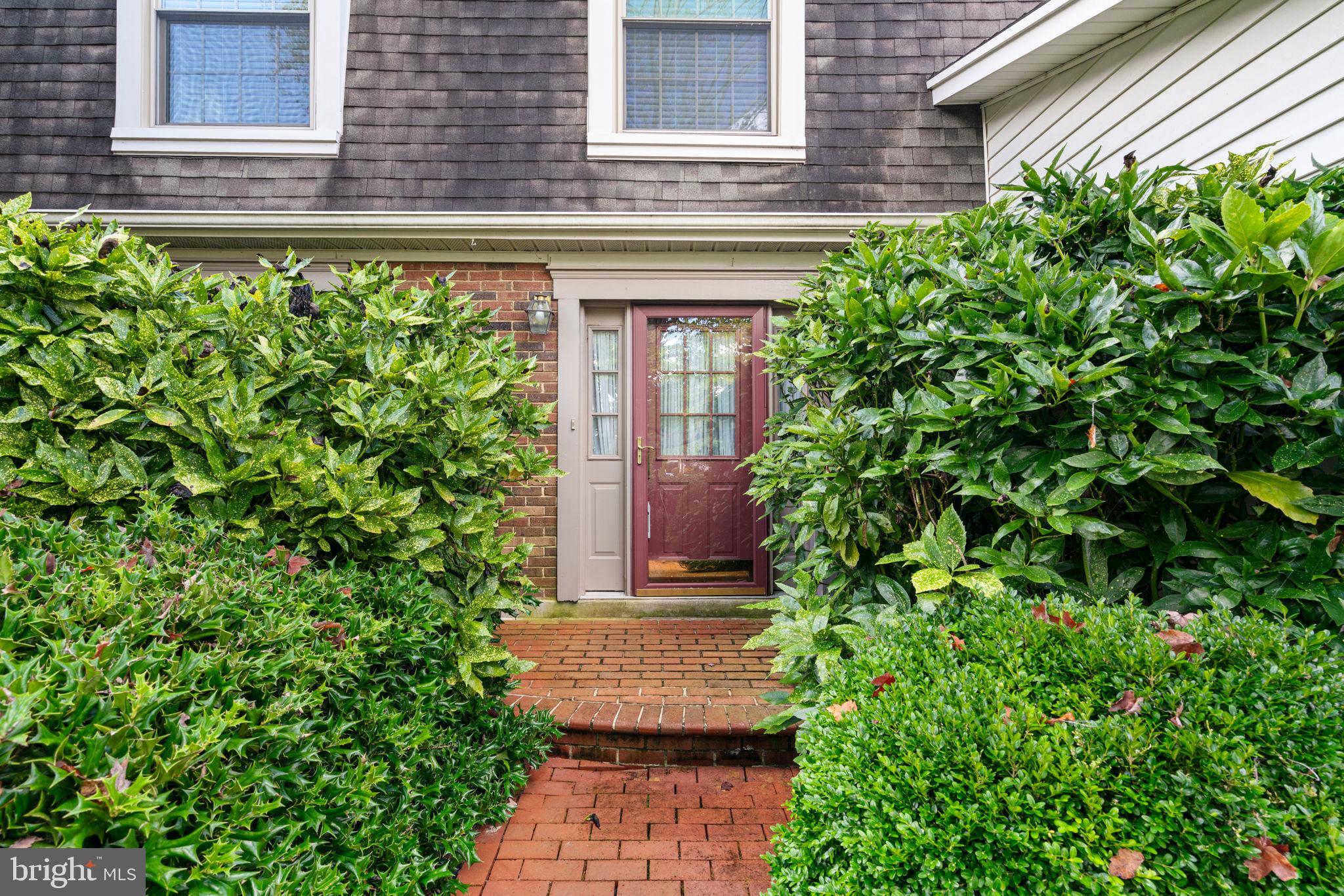 LAKEWOOD HILLS - Residential