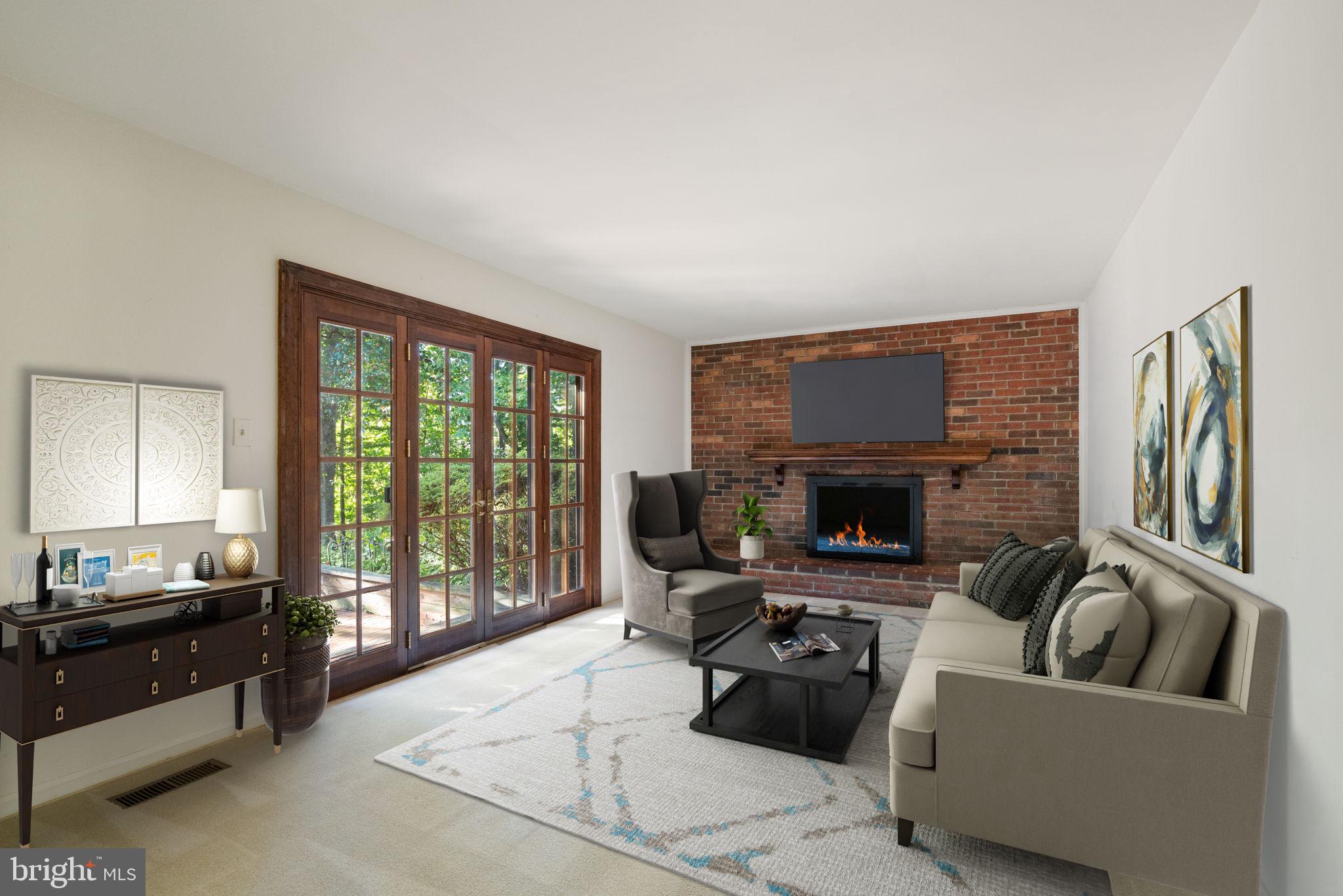 LAKEWOOD HILLS - Residential