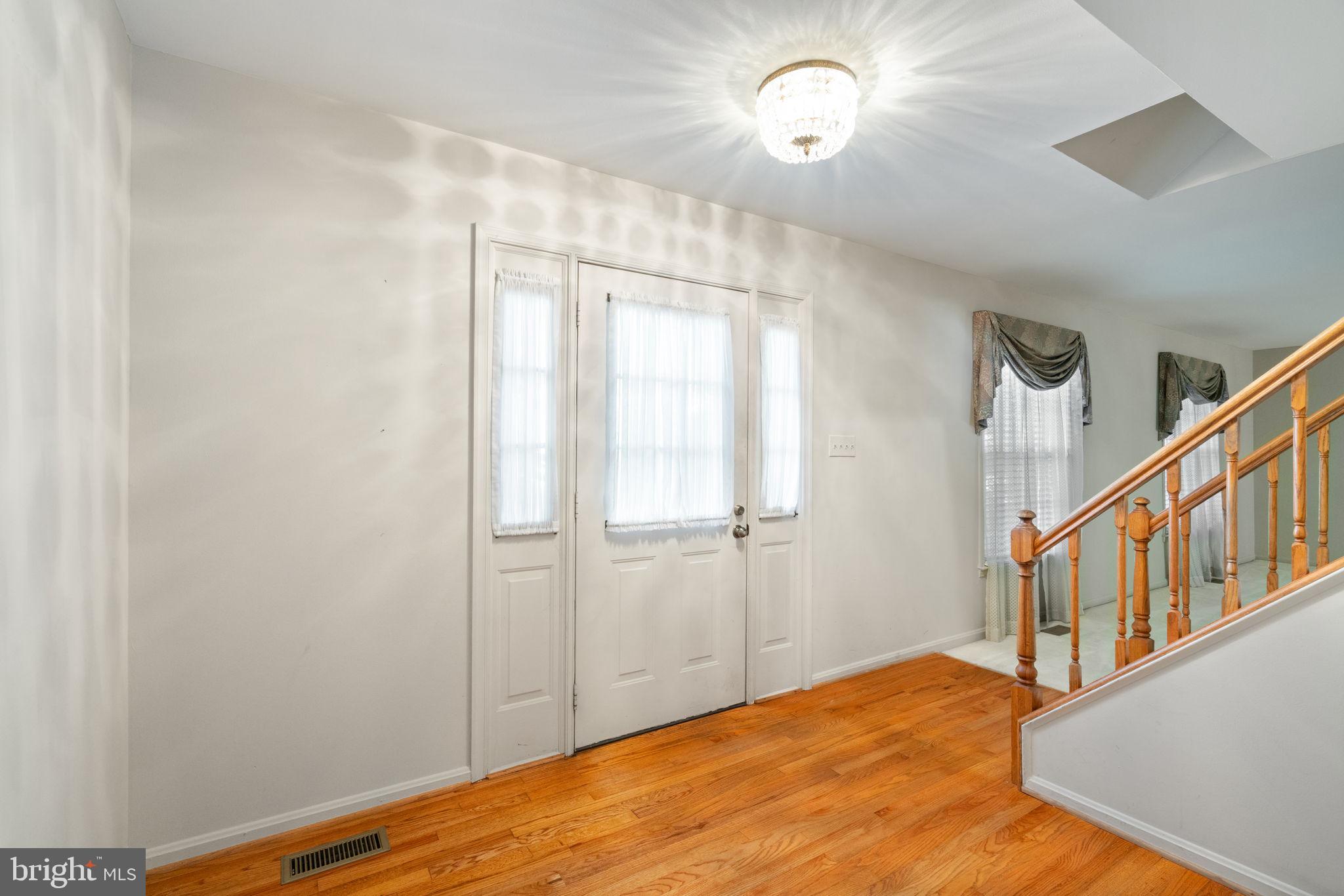 LAKEWOOD HILLS - Residential