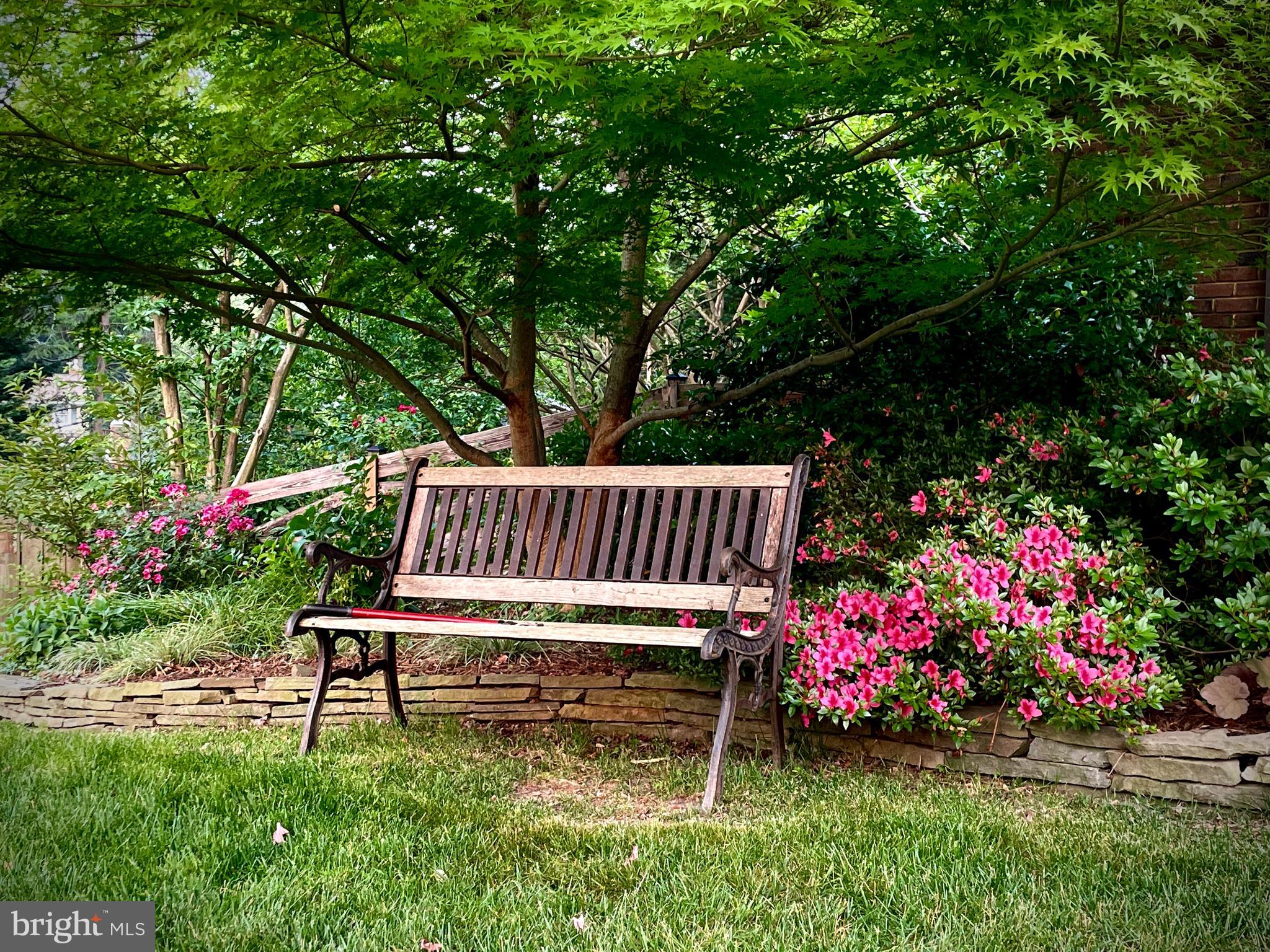 LAKEWOOD HILLS - Residential