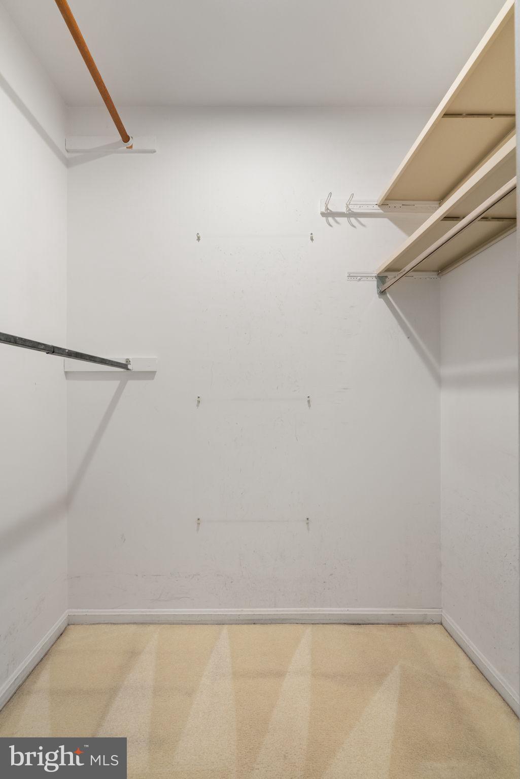 LAKEWOOD HILLS - Residential