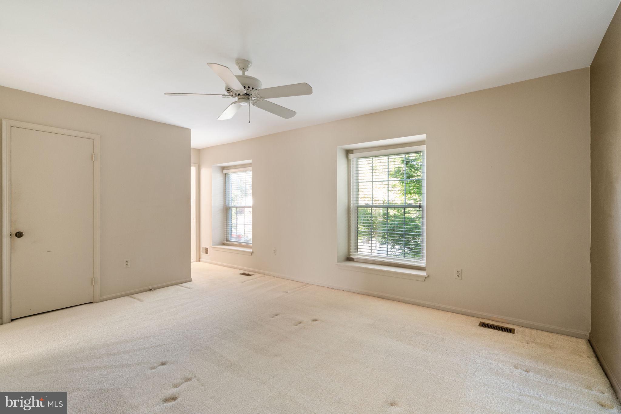 LAKEWOOD HILLS - Residential