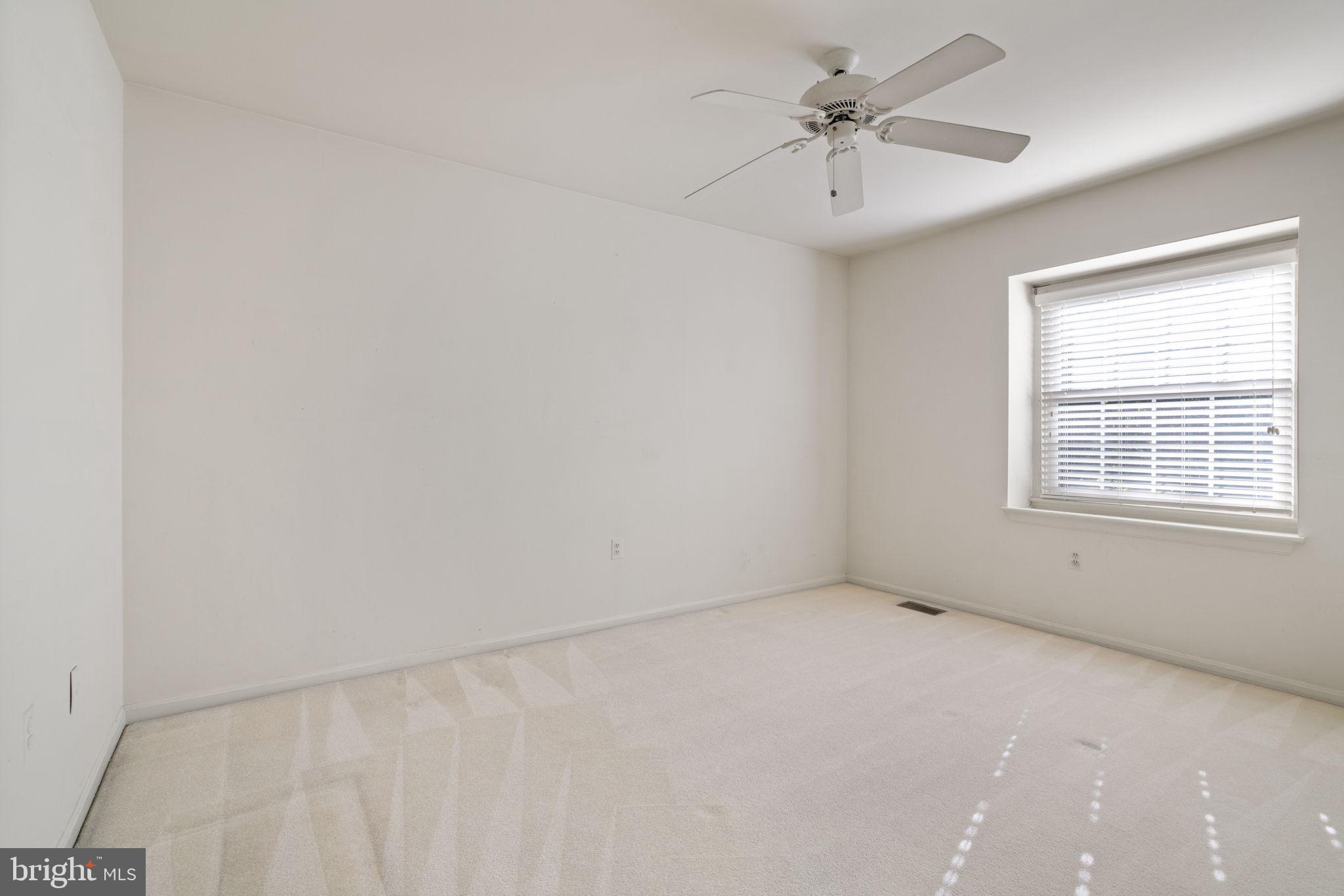 LAKEWOOD HILLS - Residential