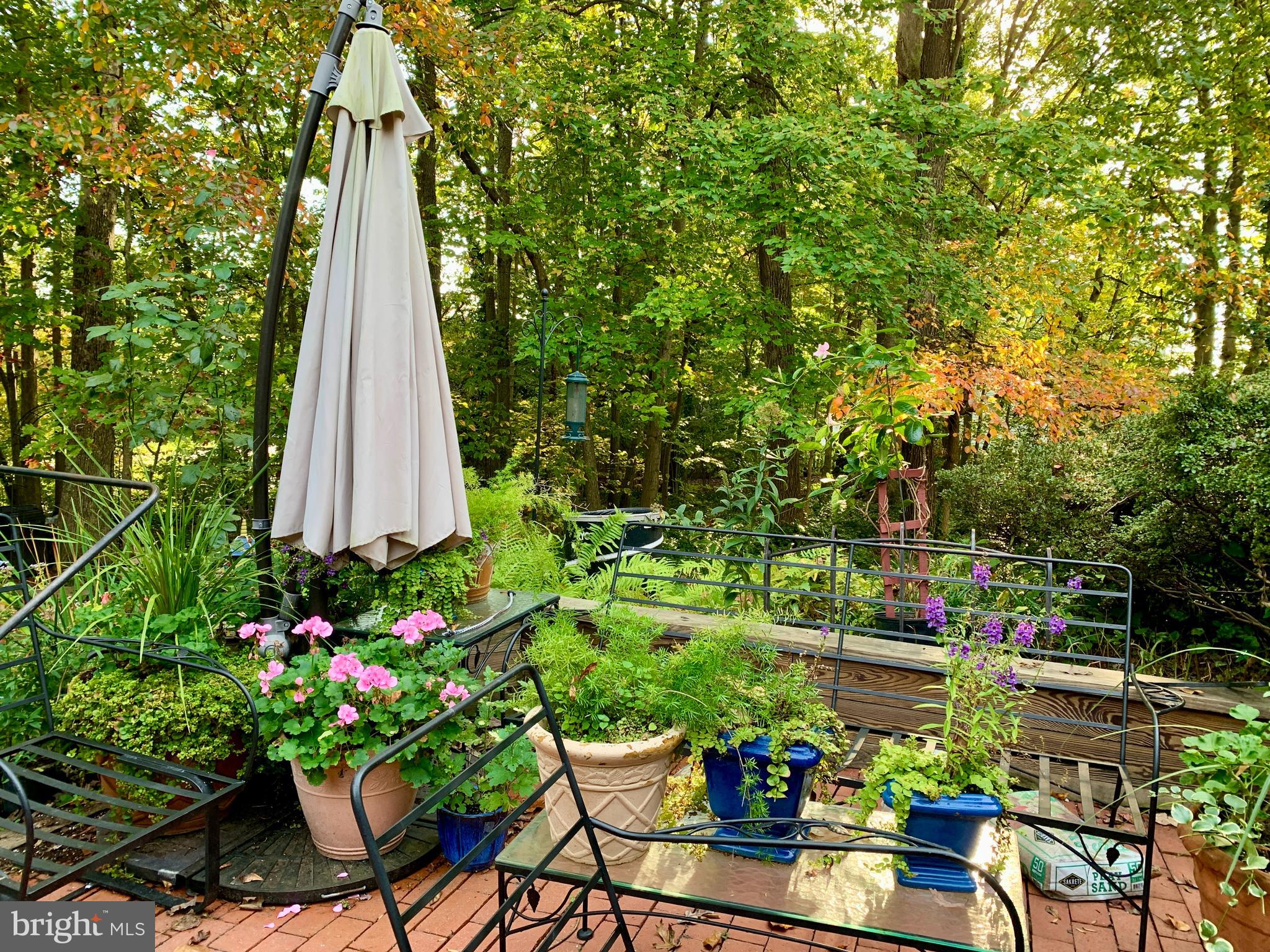 LAKEWOOD HILLS - Residential