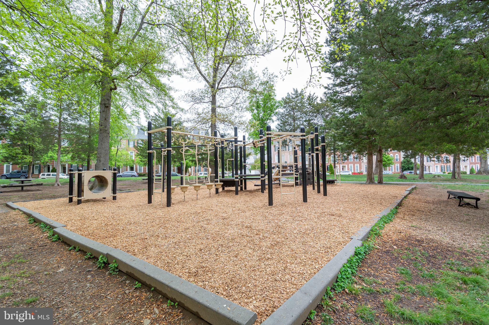 BRAMBLETON - Residential