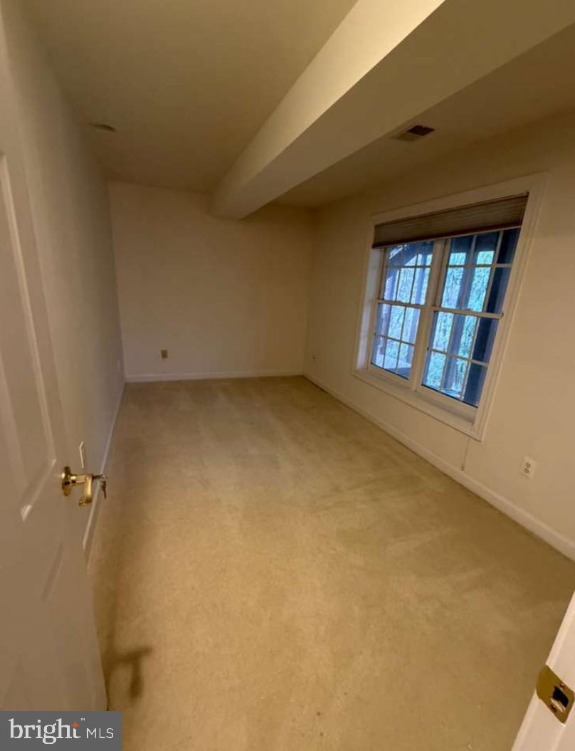 CASCADES - Residential Lease