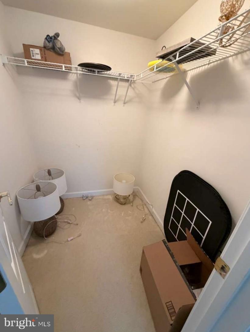 CASCADES - Residential Lease