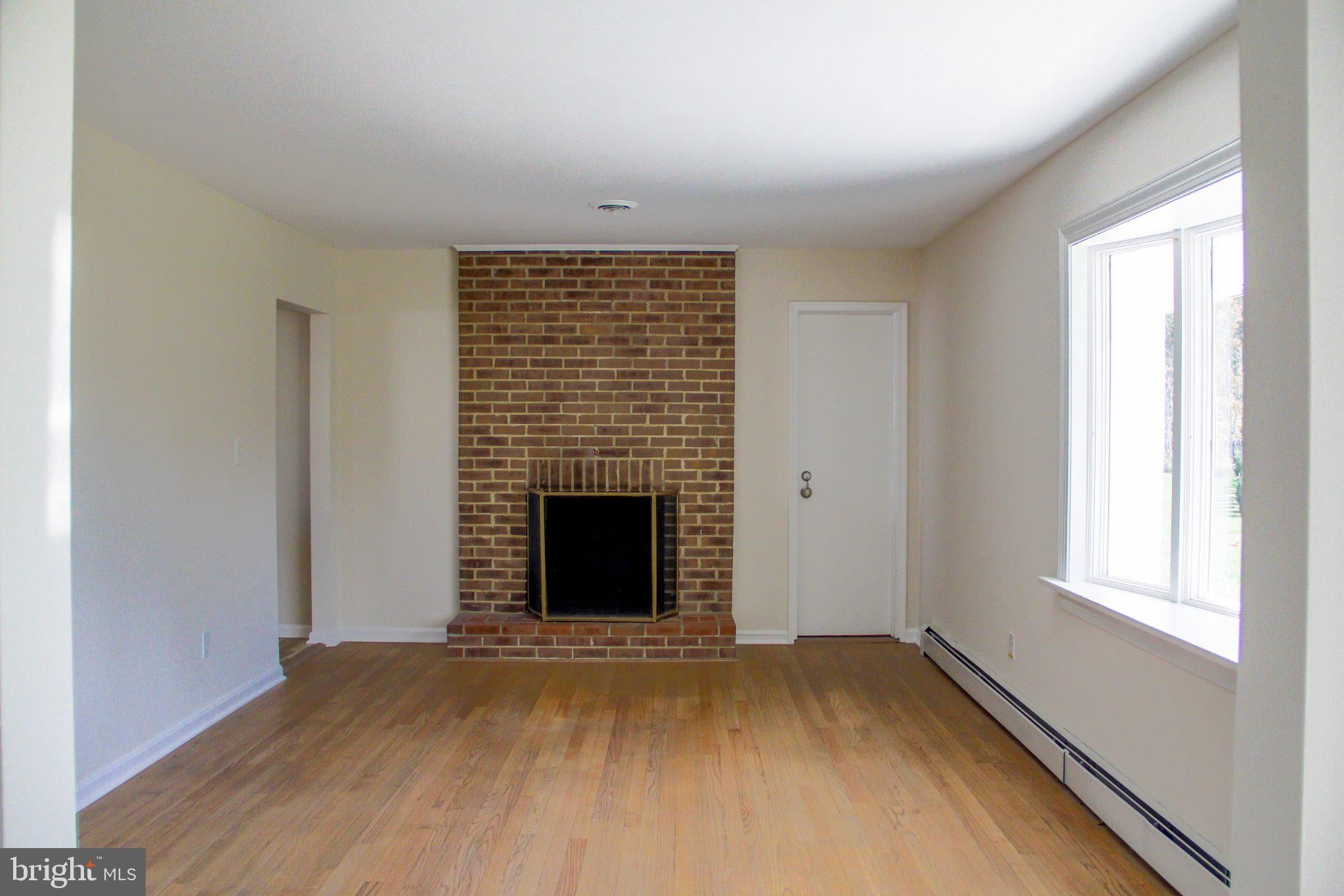 123 HILLSDALE DRIVE