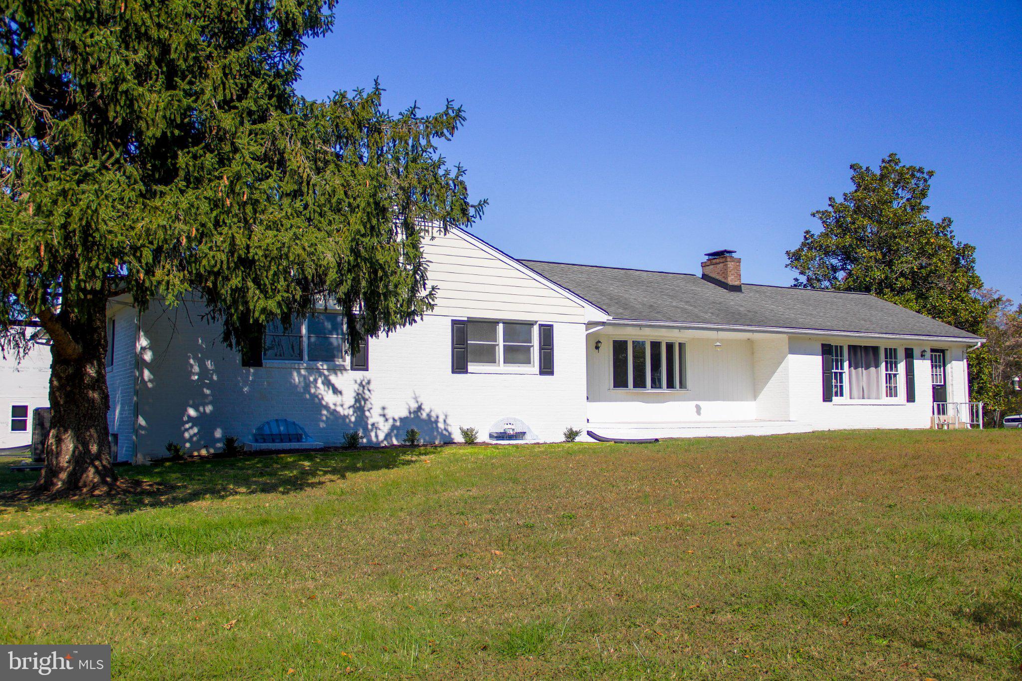 123 HILLSDALE DRIVE