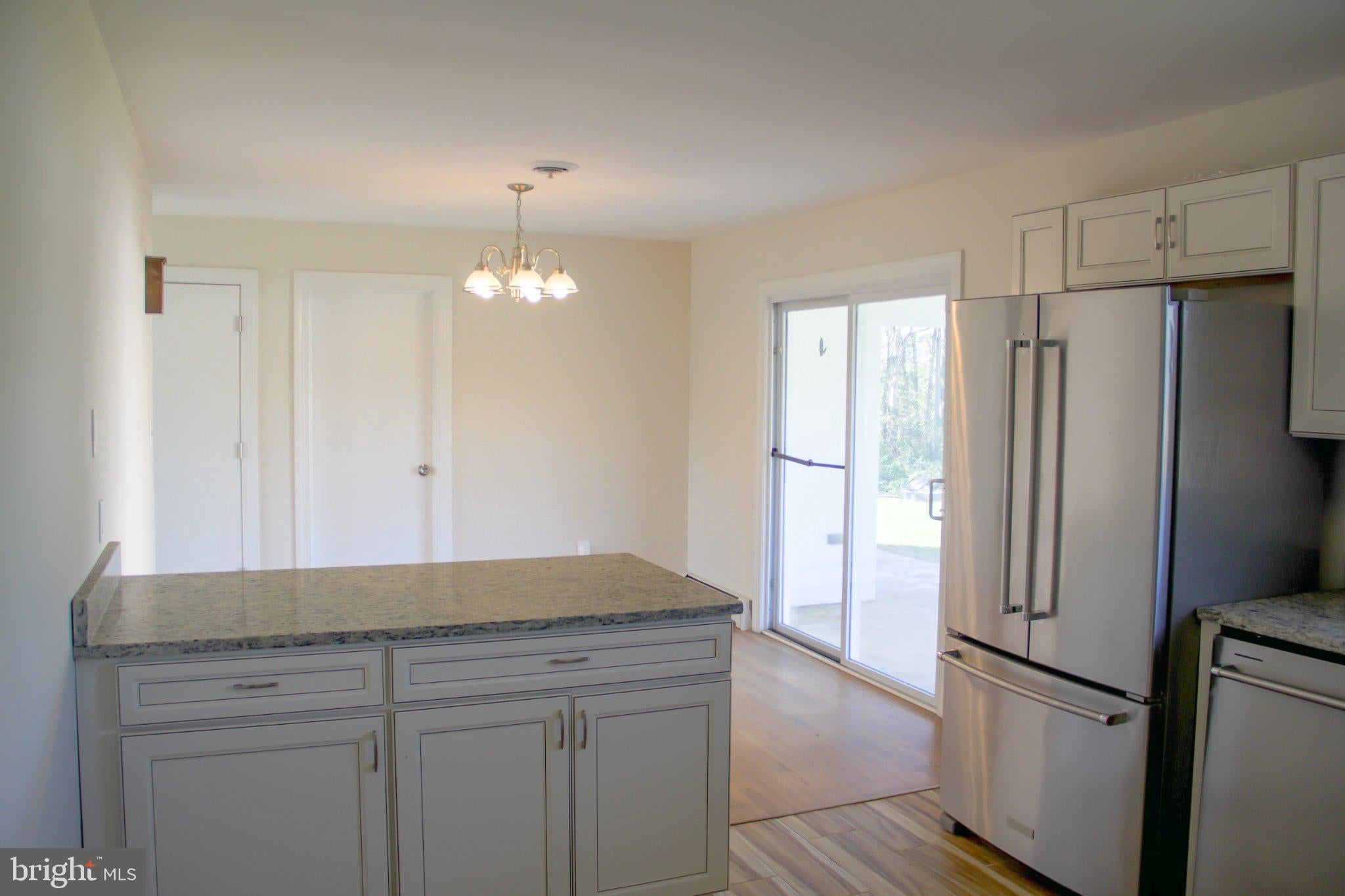 123 HILLSDALE DRIVE