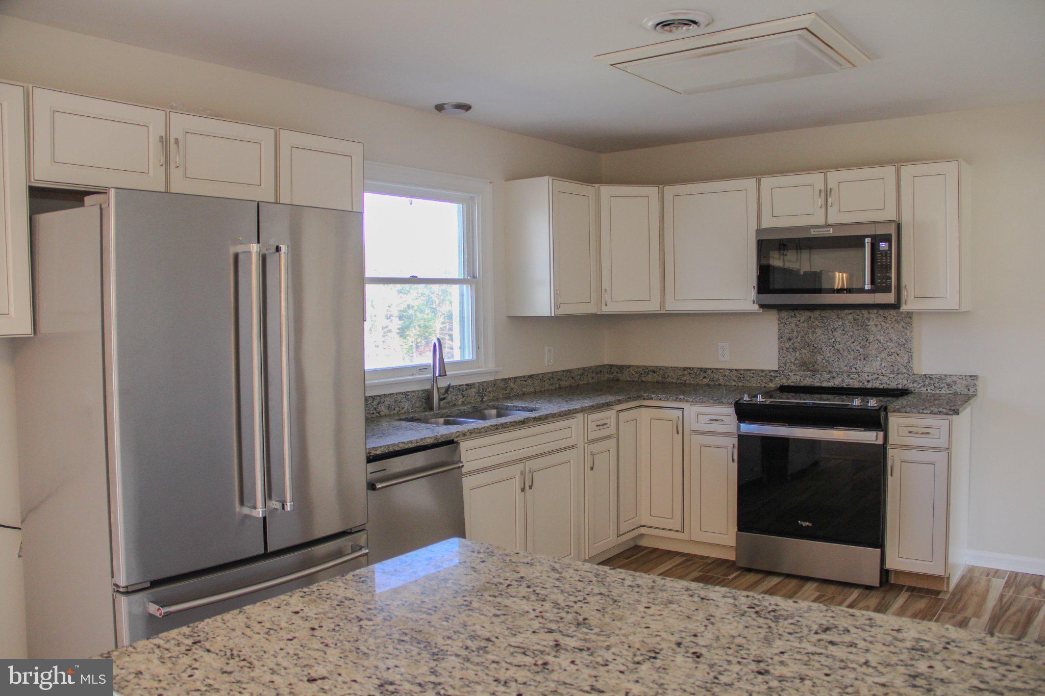 123 HILLSDALE DRIVE