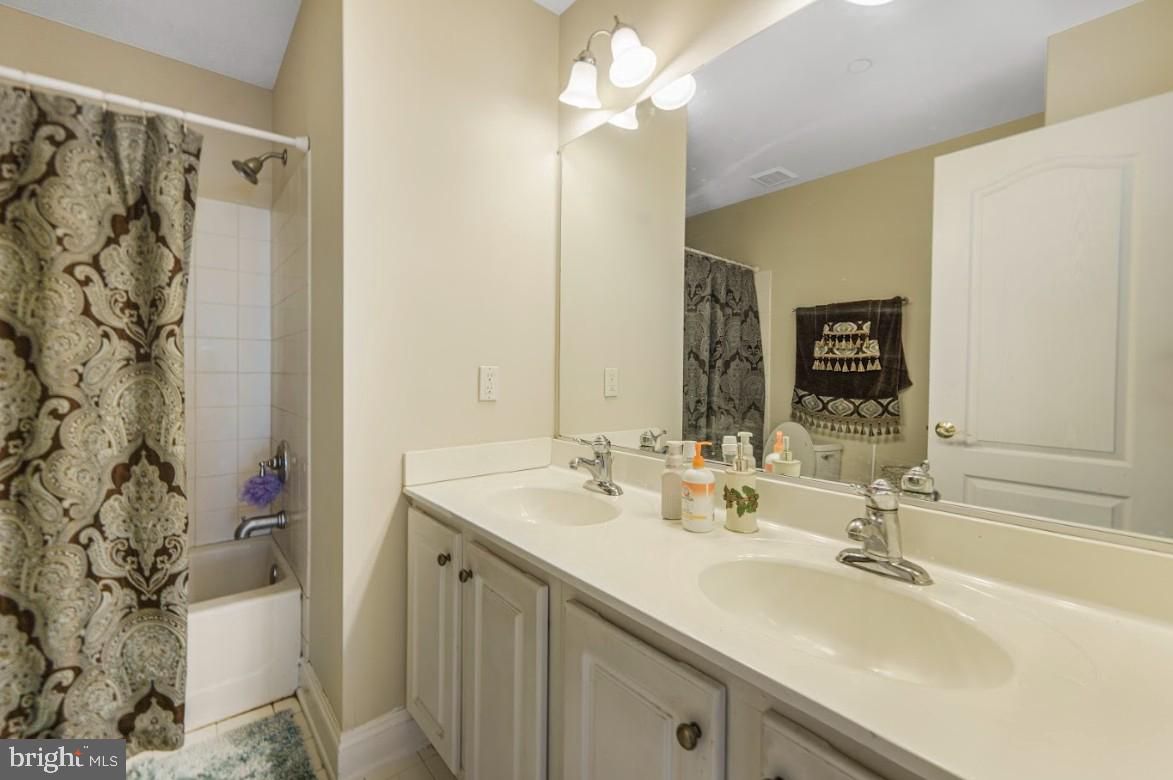 STERLING GLEN - Residential