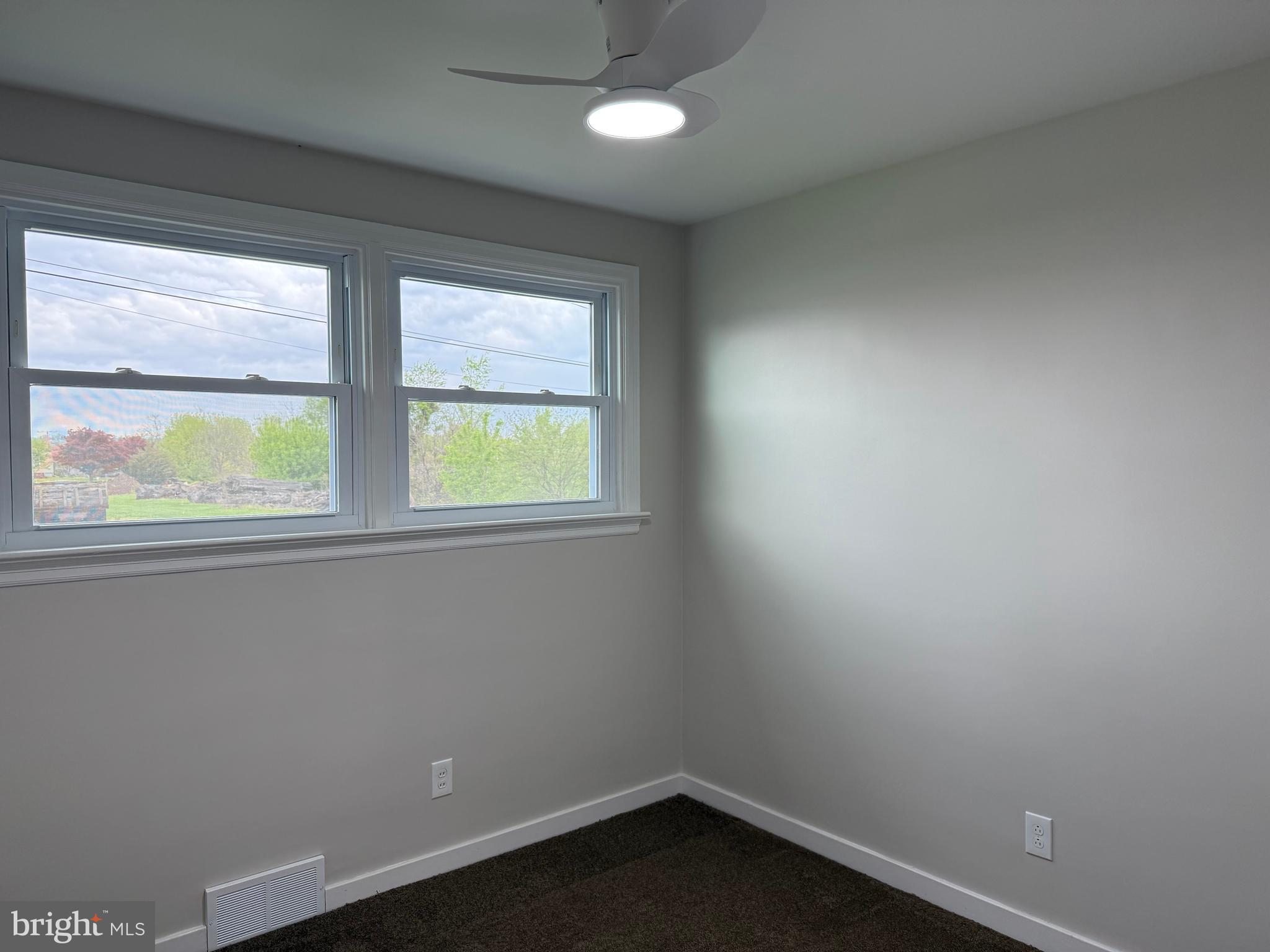 FAIRVIEW - Residential