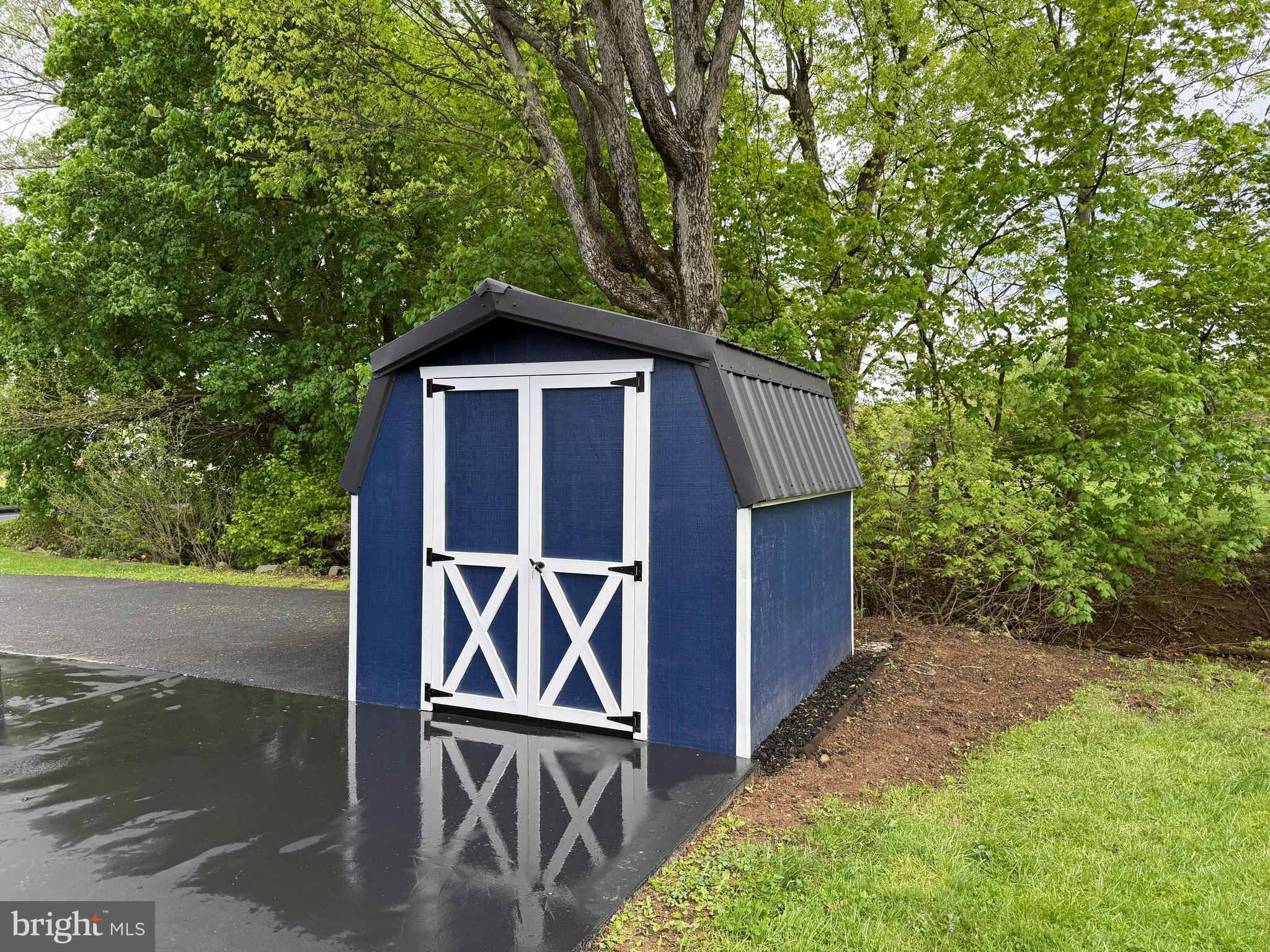 FAIRVIEW - Residential