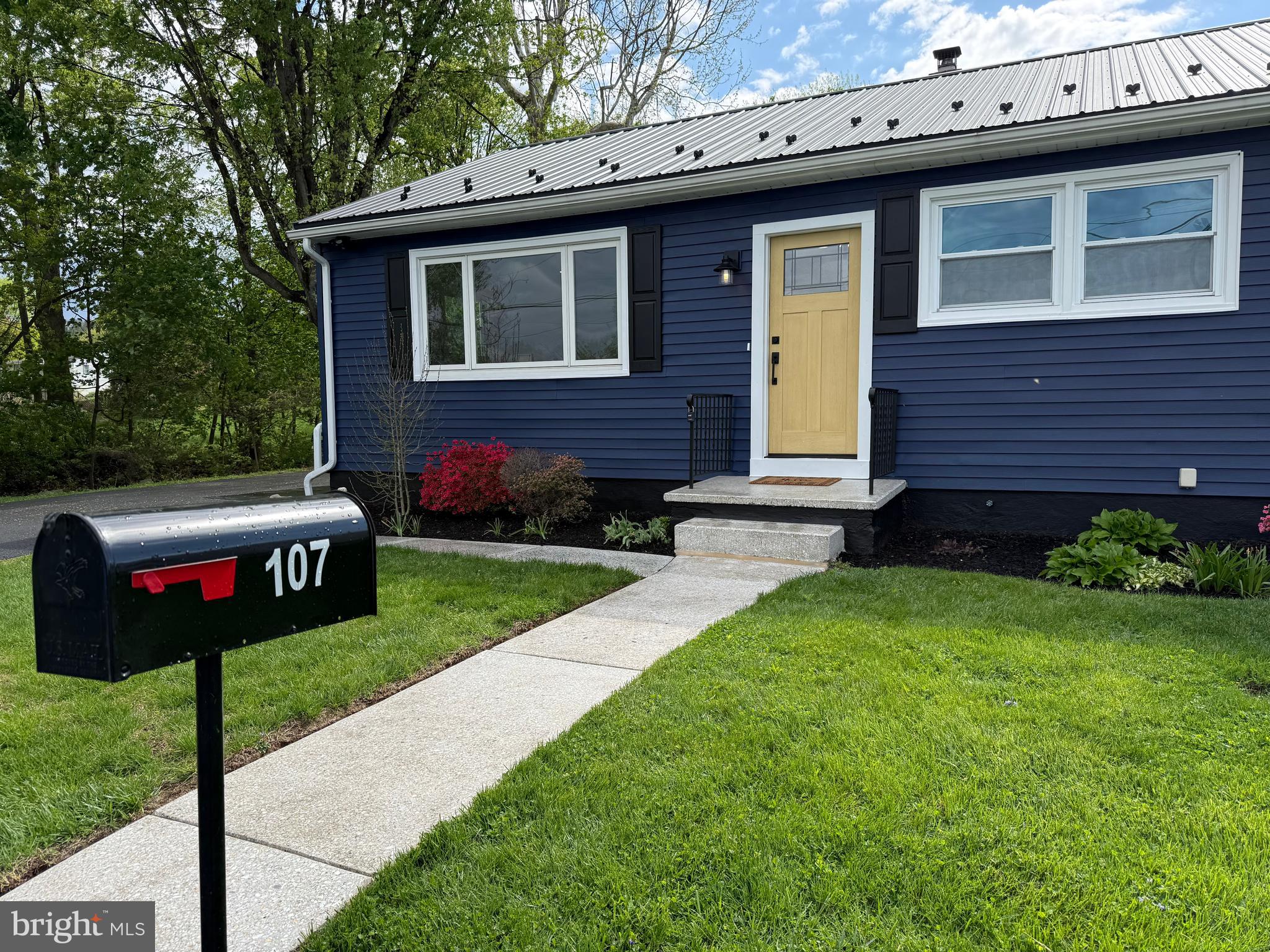 FAIRVIEW - Residential