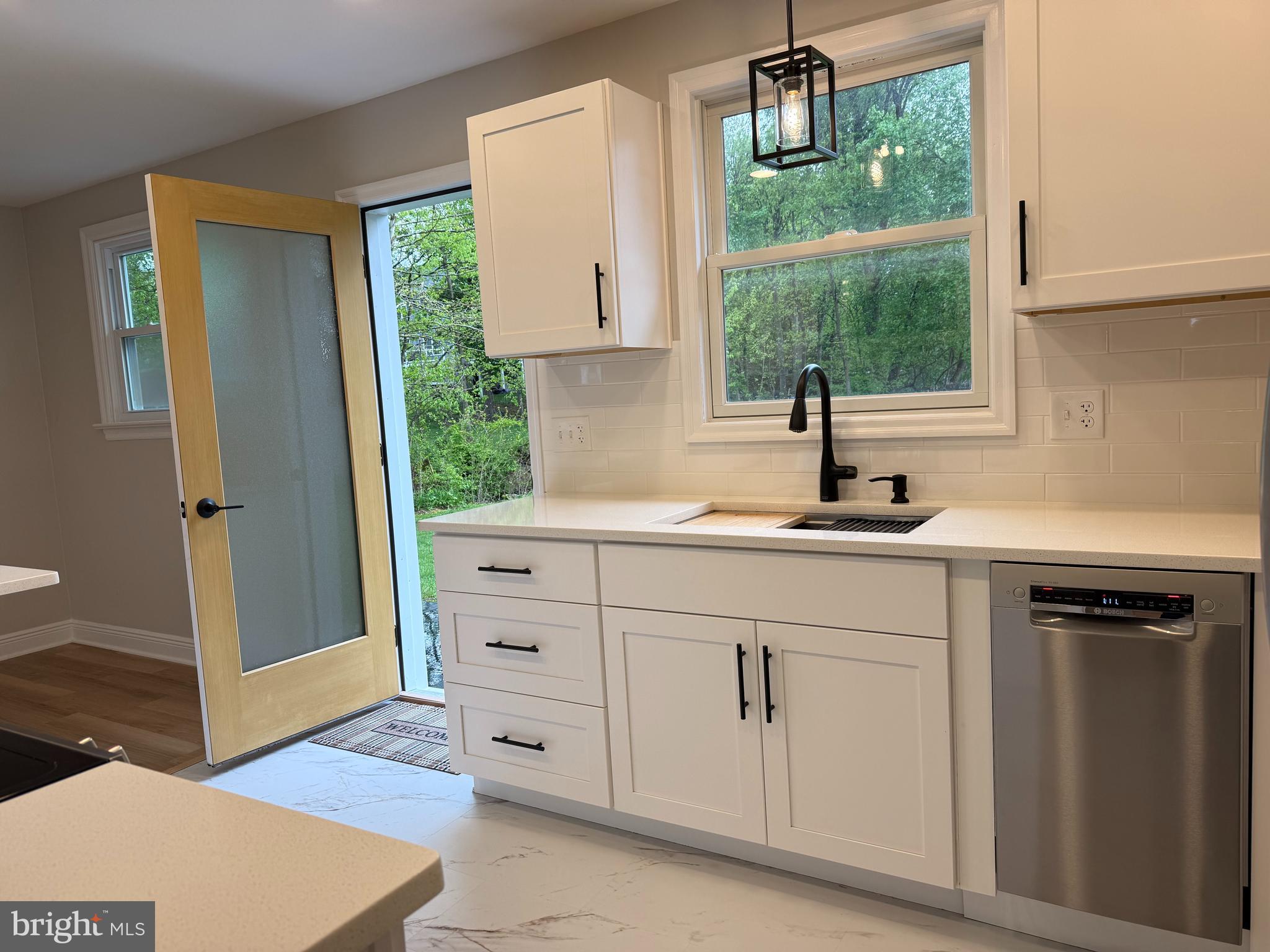 FAIRVIEW - Residential