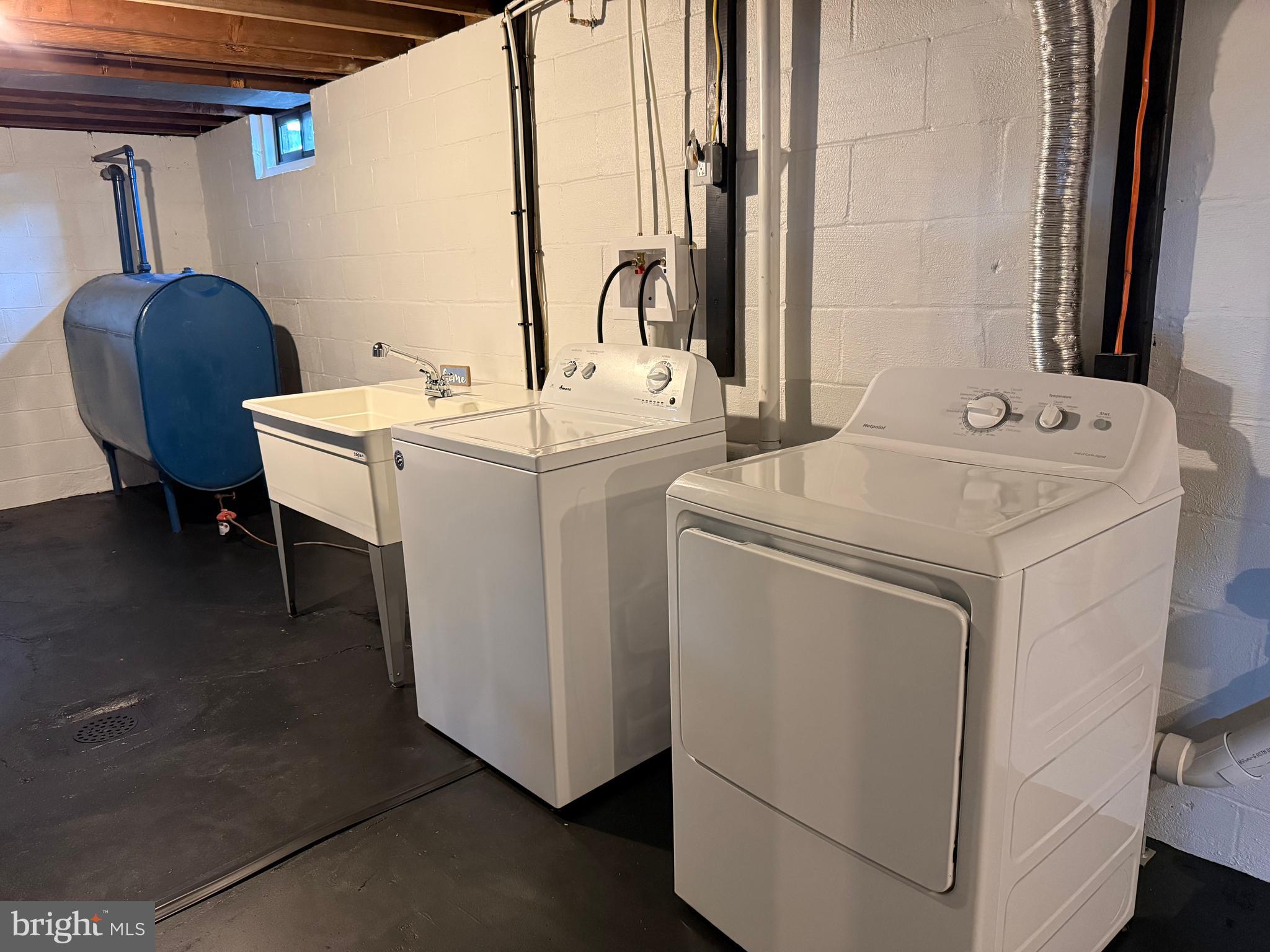 FAIRVIEW - Residential