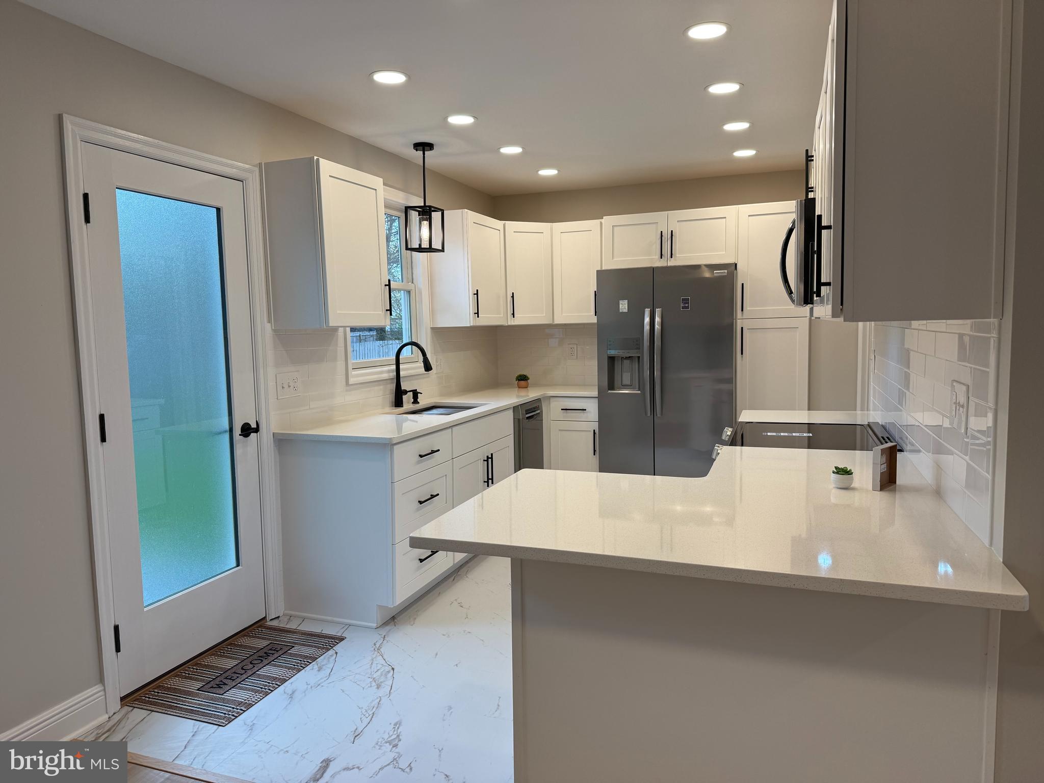 FAIRVIEW - Residential