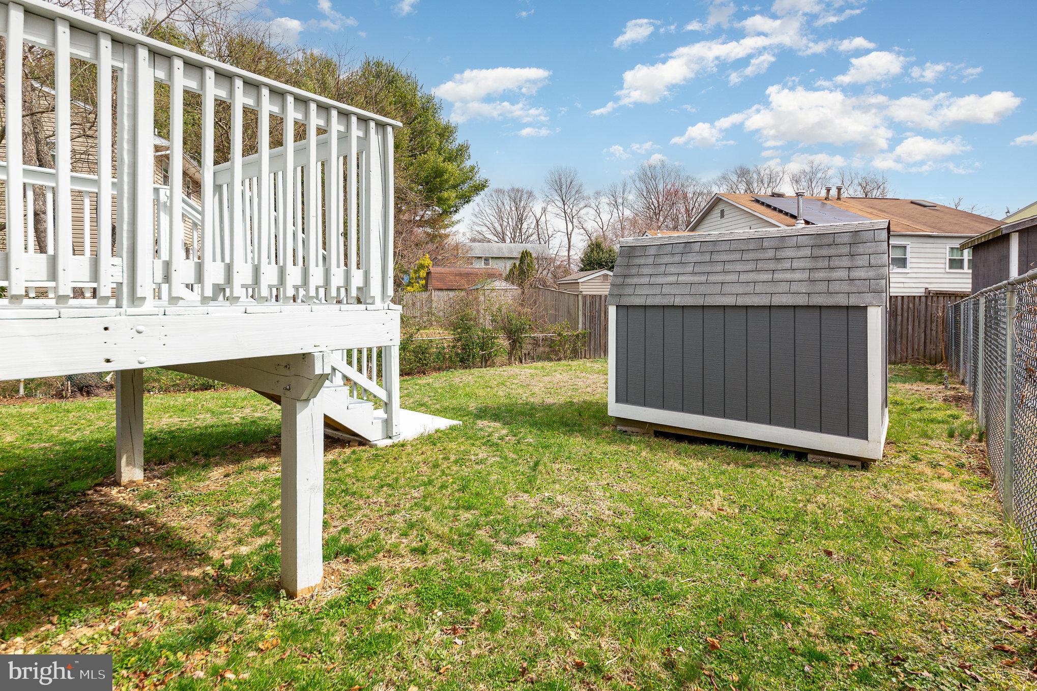 WILLOUGHBY WOODS - Residential