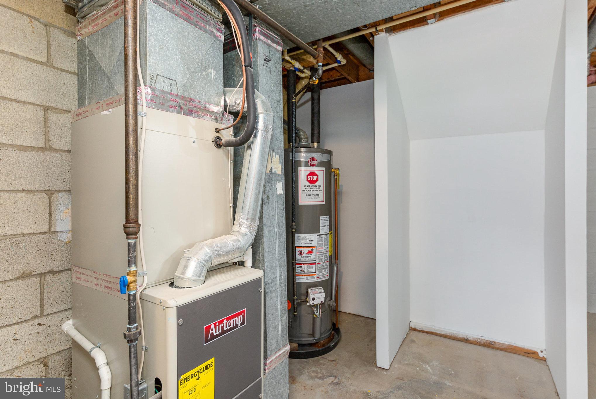 WILLOUGHBY WOODS - Residential