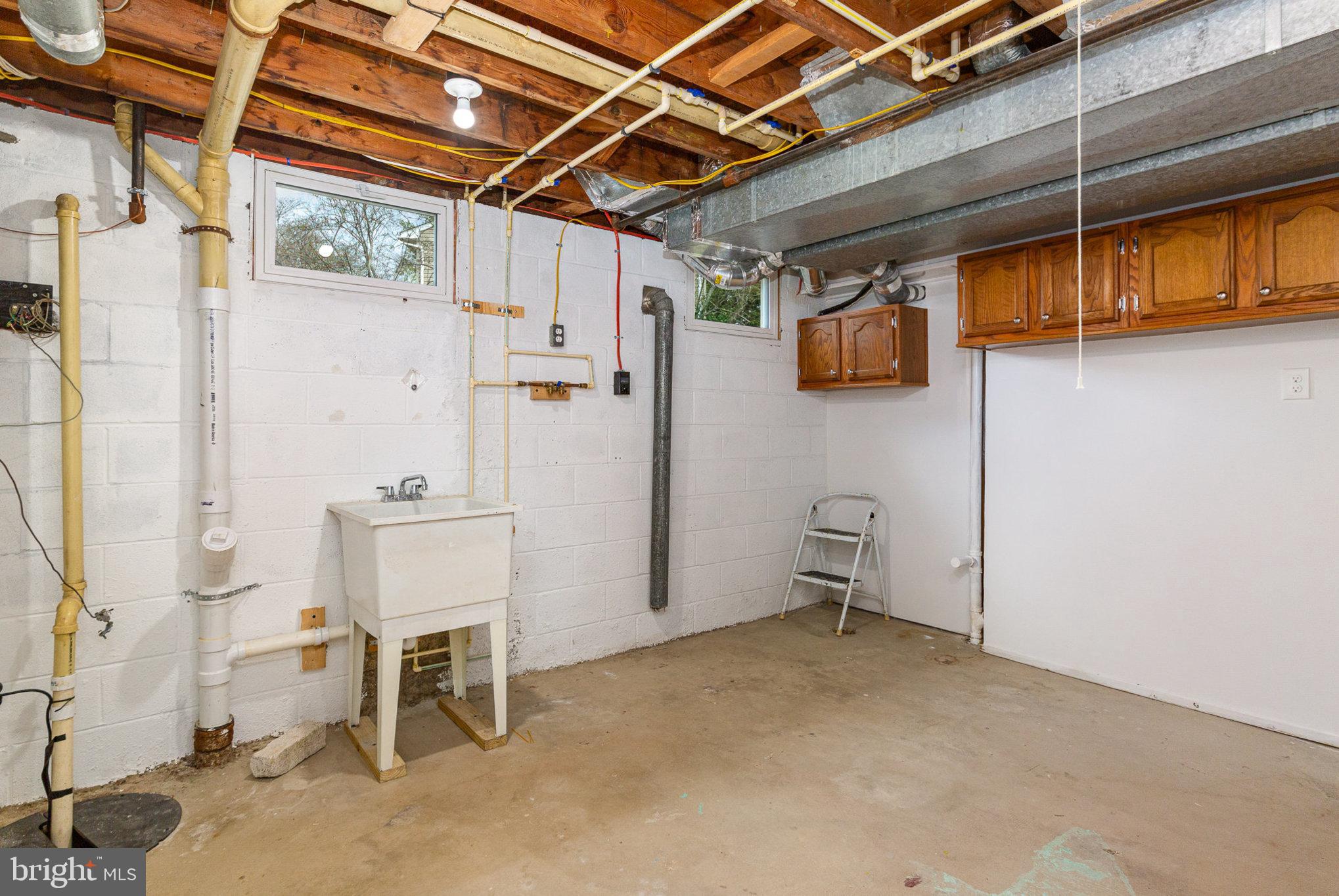 WILLOUGHBY WOODS - Residential