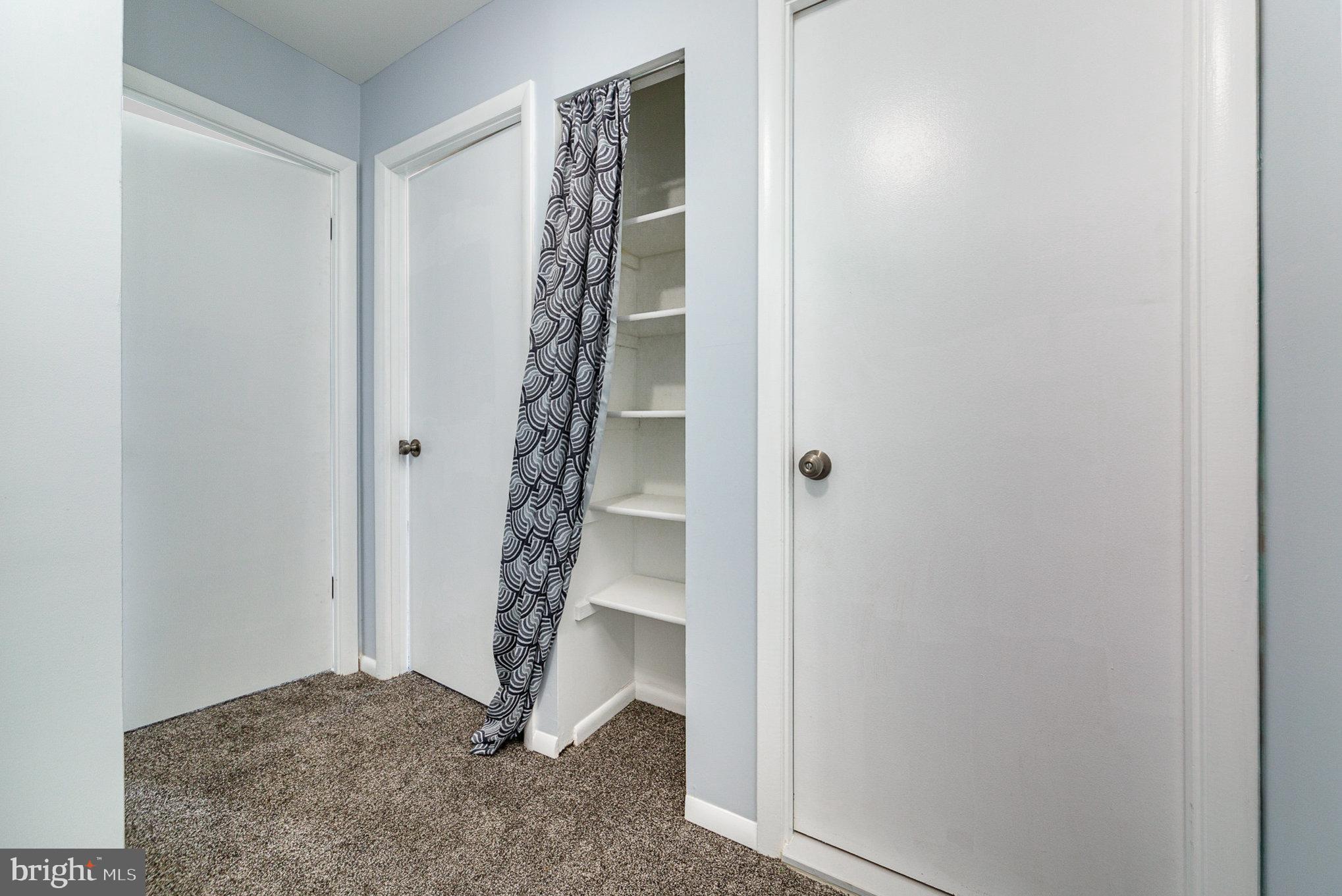 WILLOUGHBY WOODS - Residential