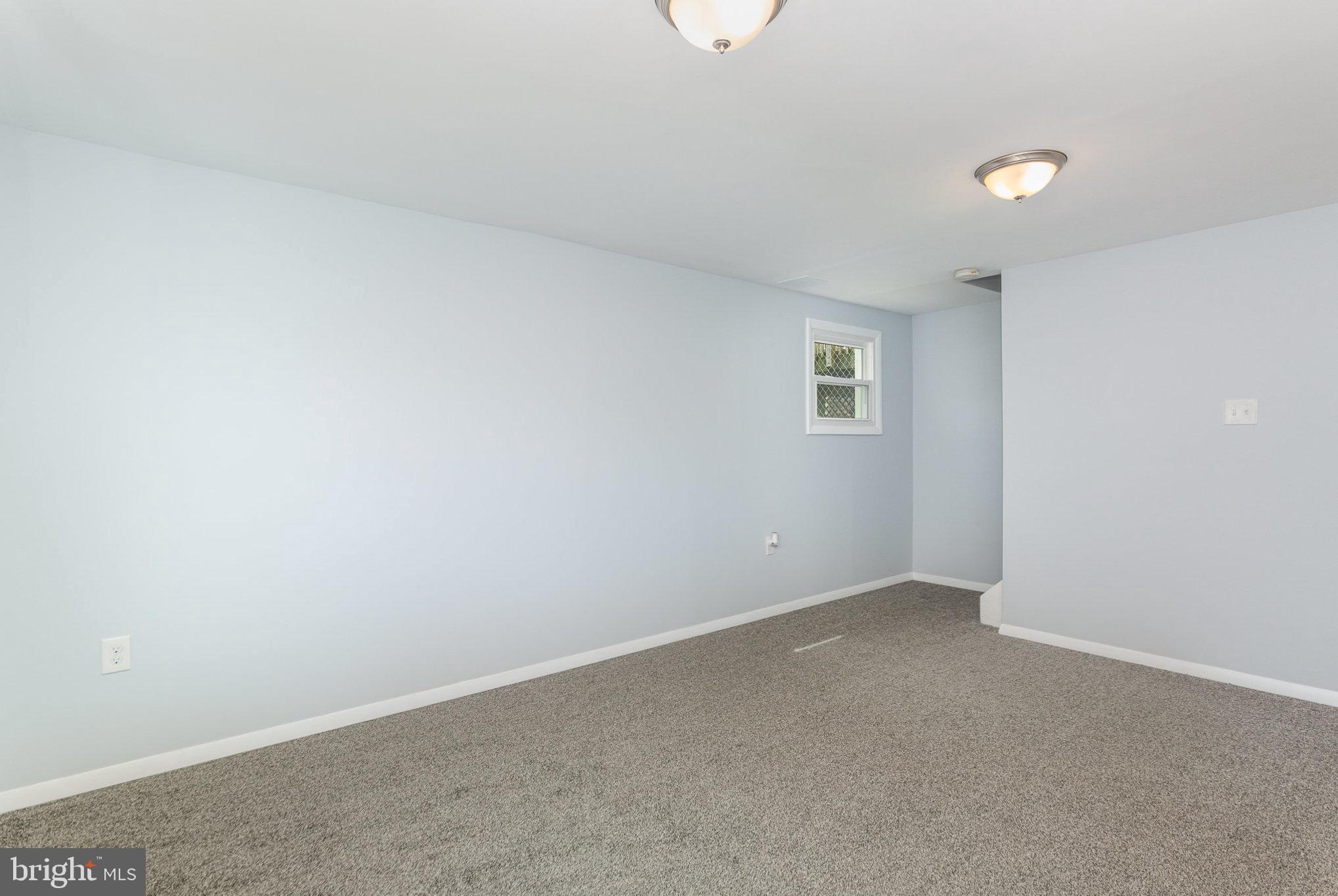 WILLOUGHBY WOODS - Residential