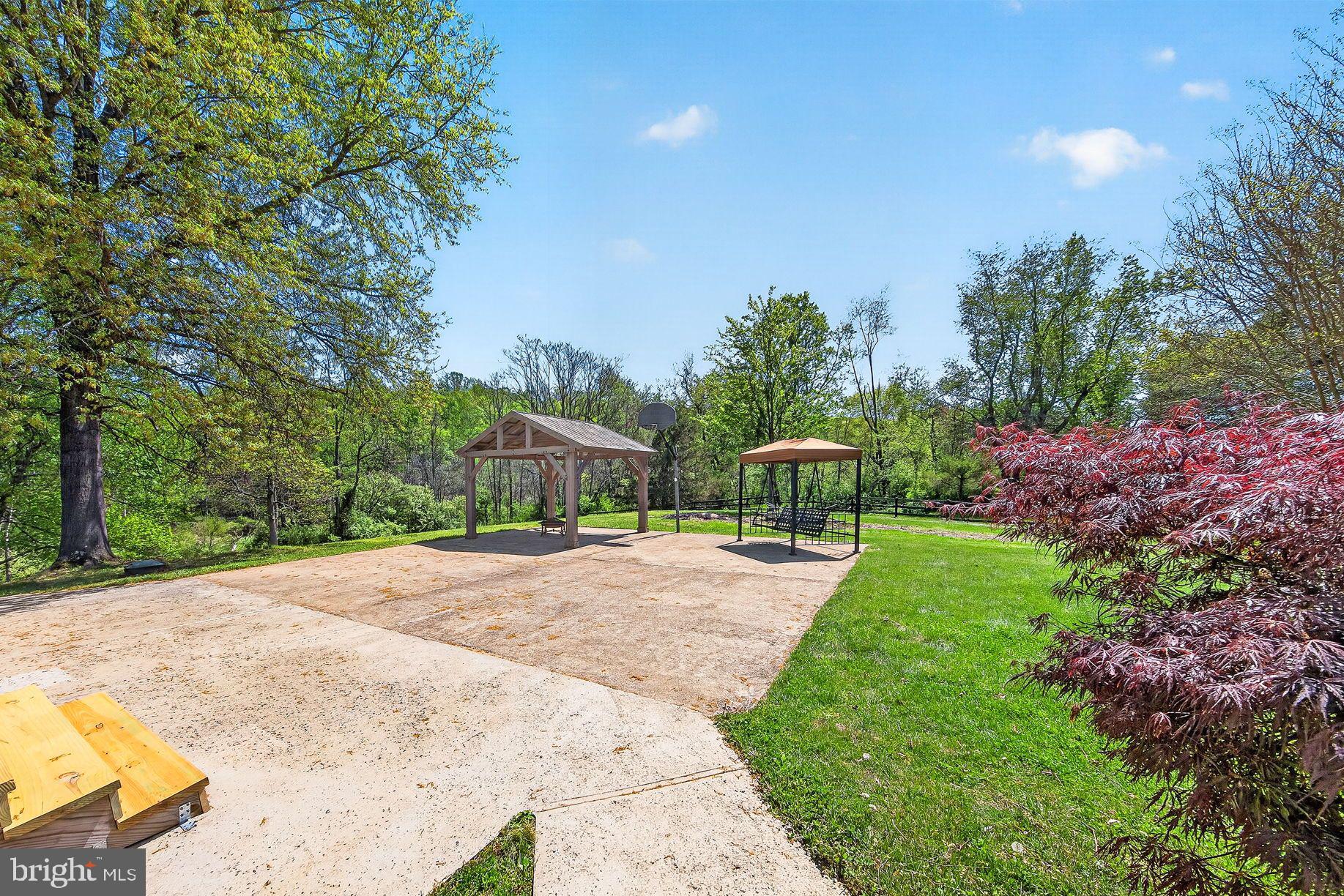 10037 COBBLER VIEW DRIVE