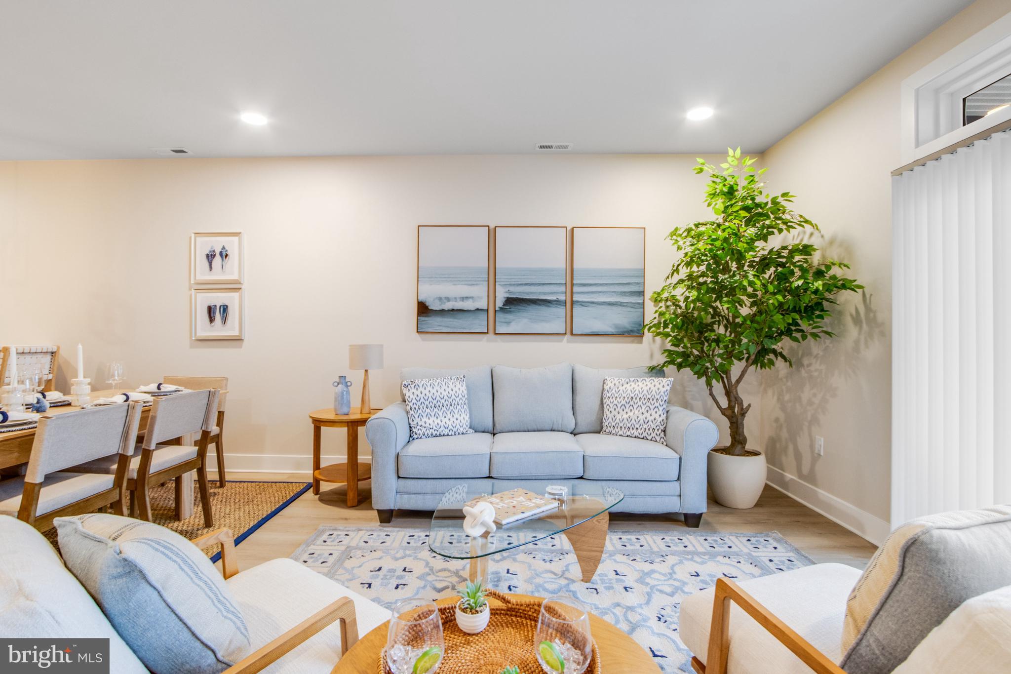 FLATS AT COASTAL STATION - Residential