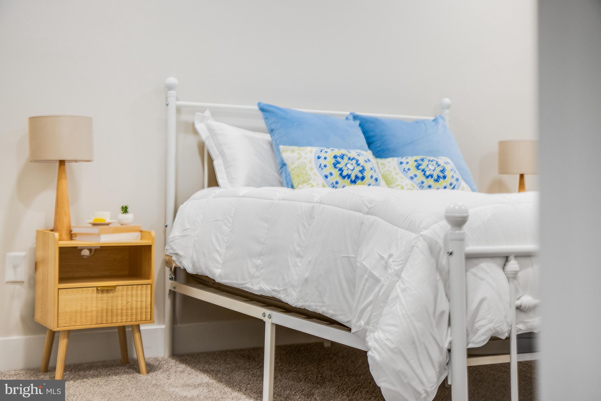 FLATS AT COASTAL STATION - Residential