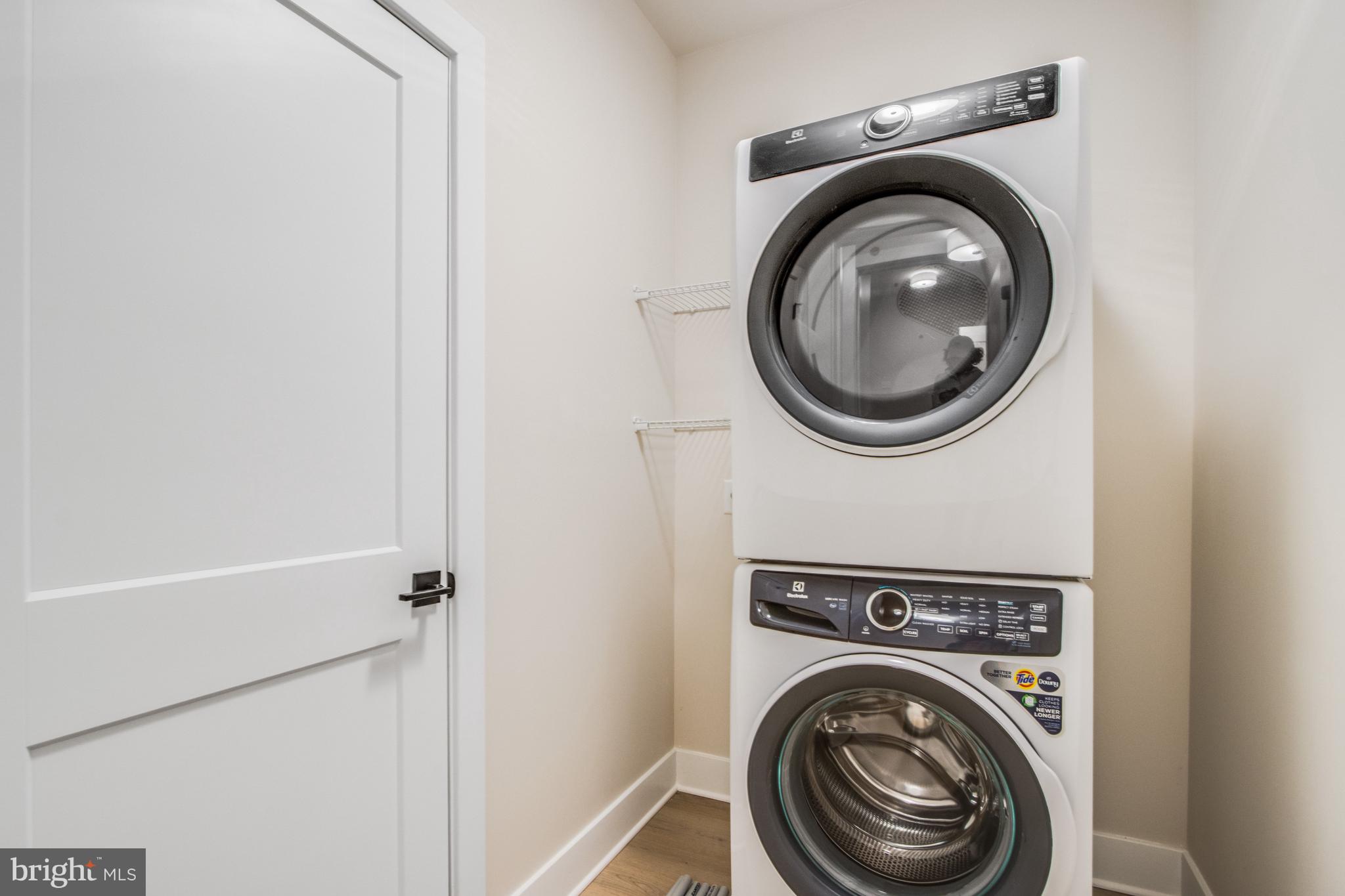 FLATS AT COASTAL STATION - Residential