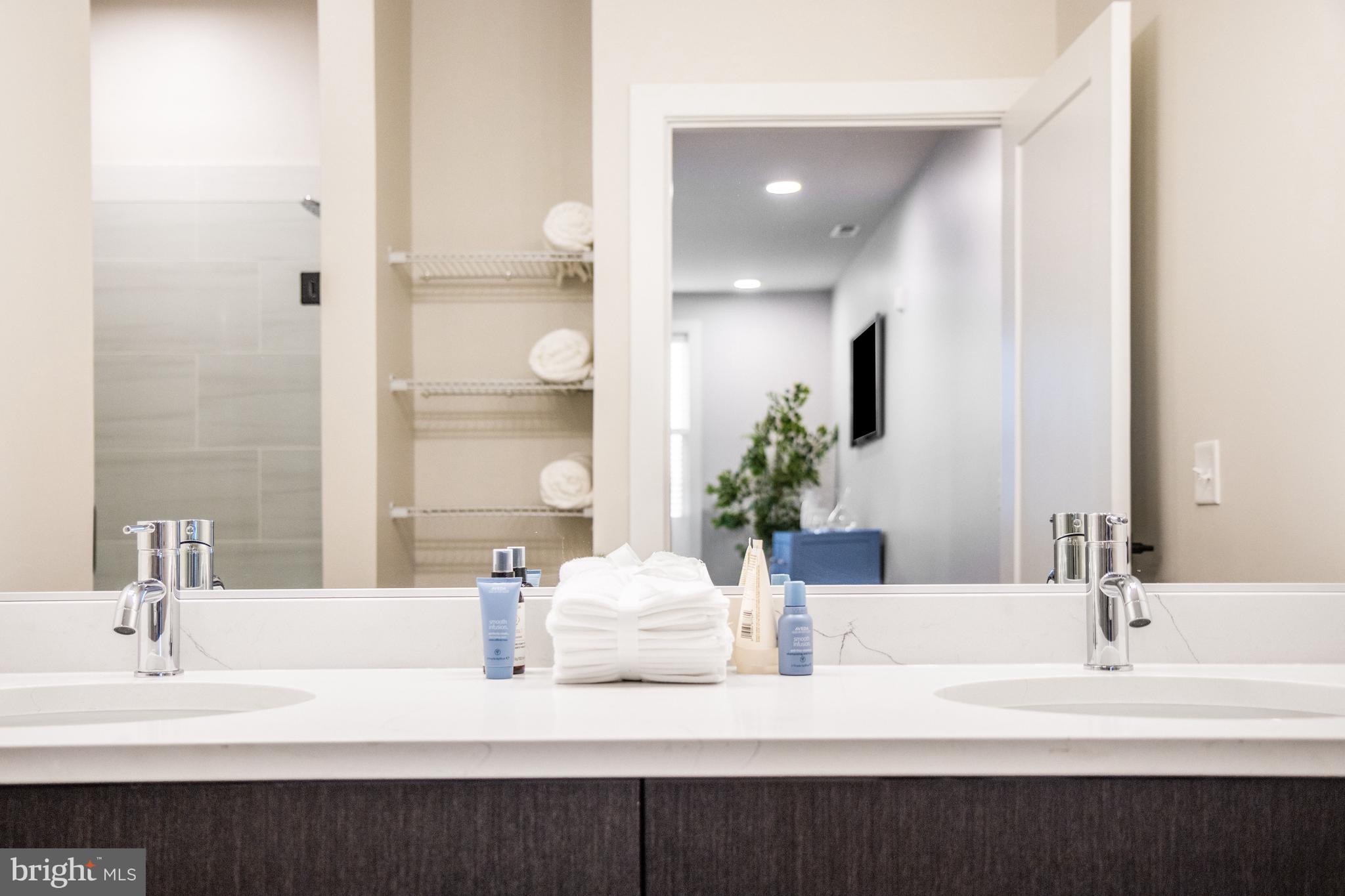 FLATS AT COASTAL STATION - Residential