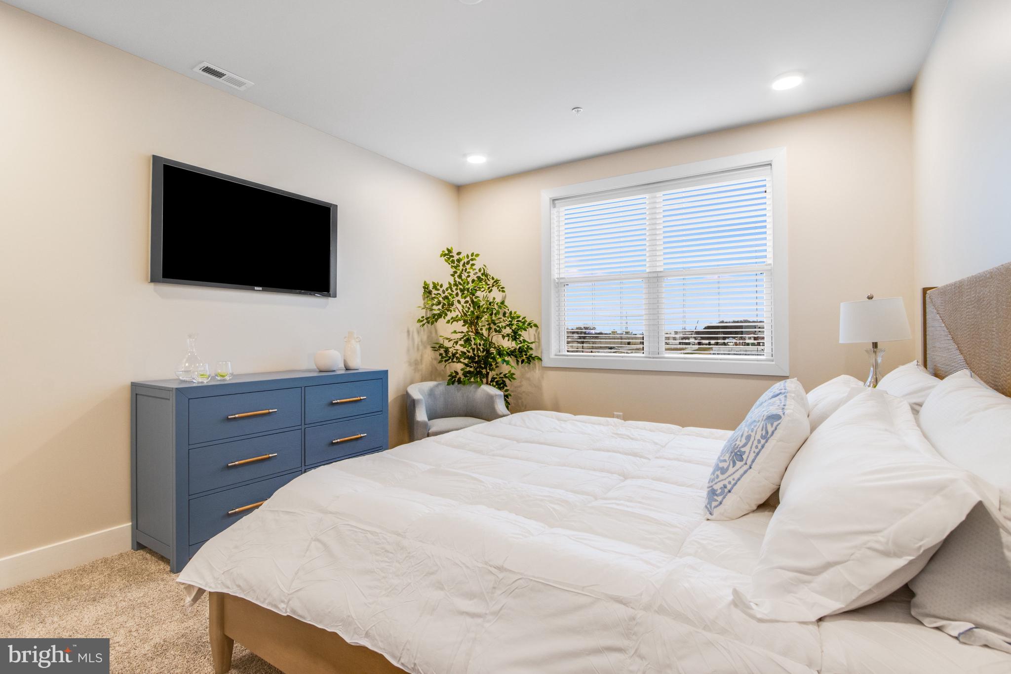 FLATS AT COASTAL STATION - Residential