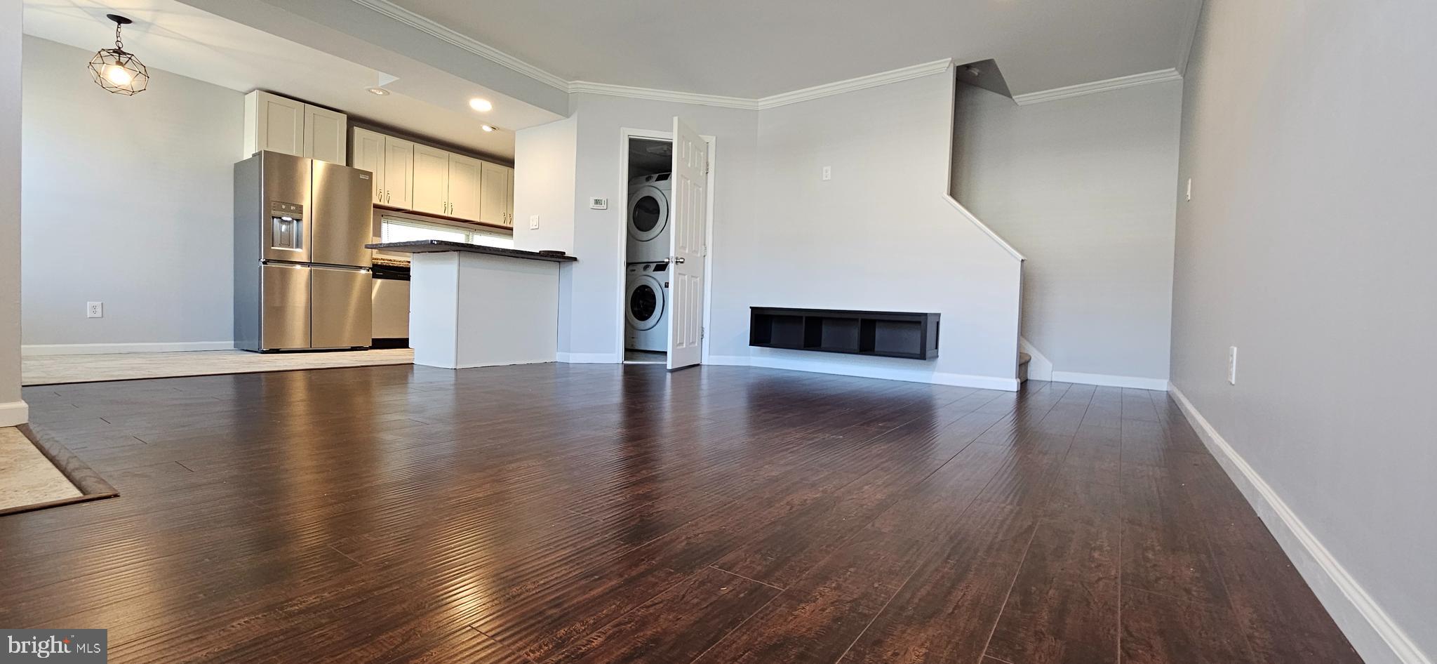 BAKERS BAY CONDOMINIUMS - Residential