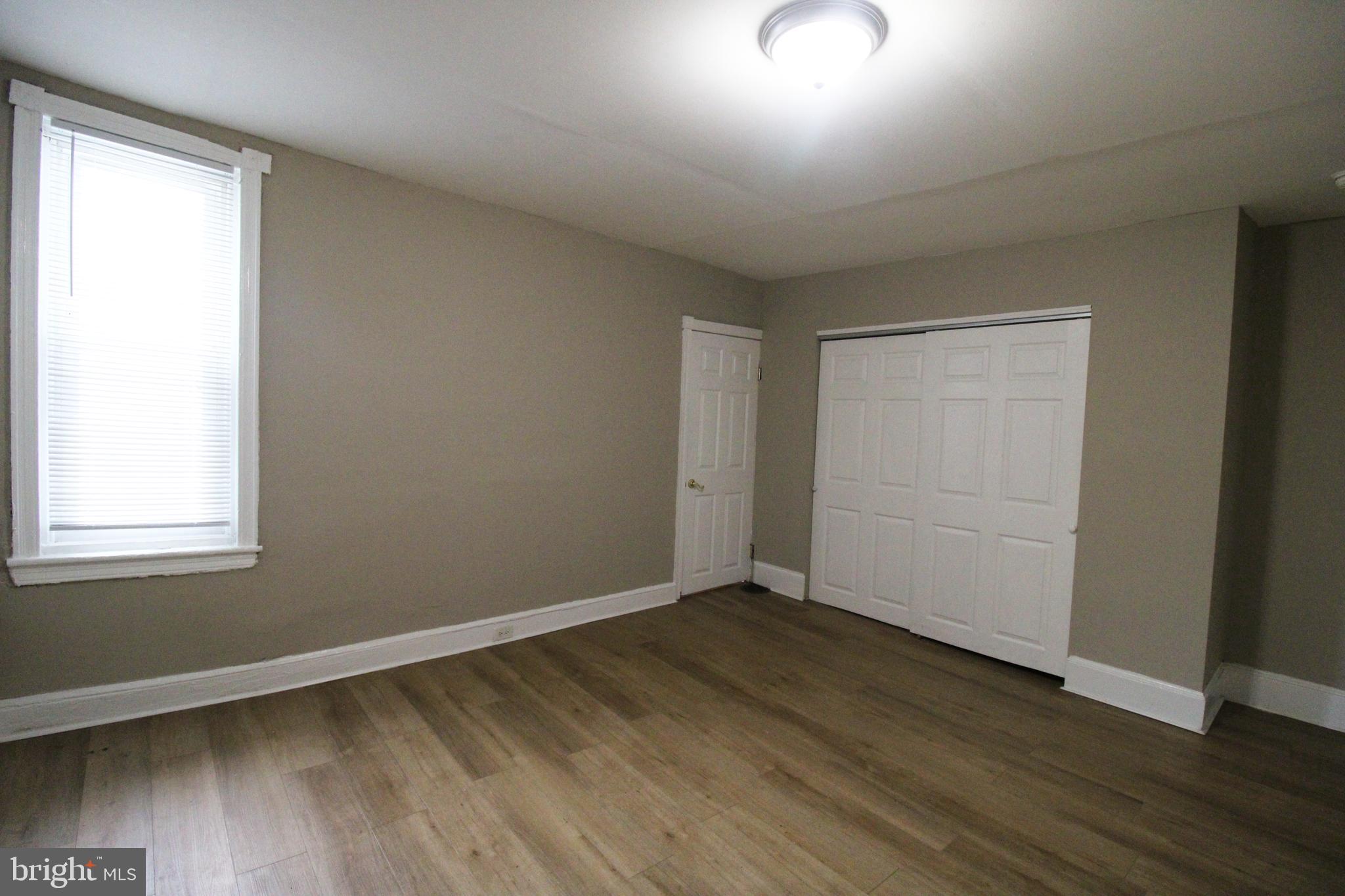 SQUIRREL HILL - Residential