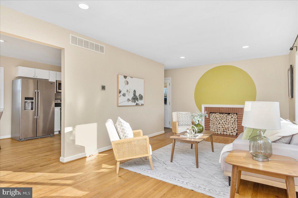 MONOCACY VILLAGE - Residential