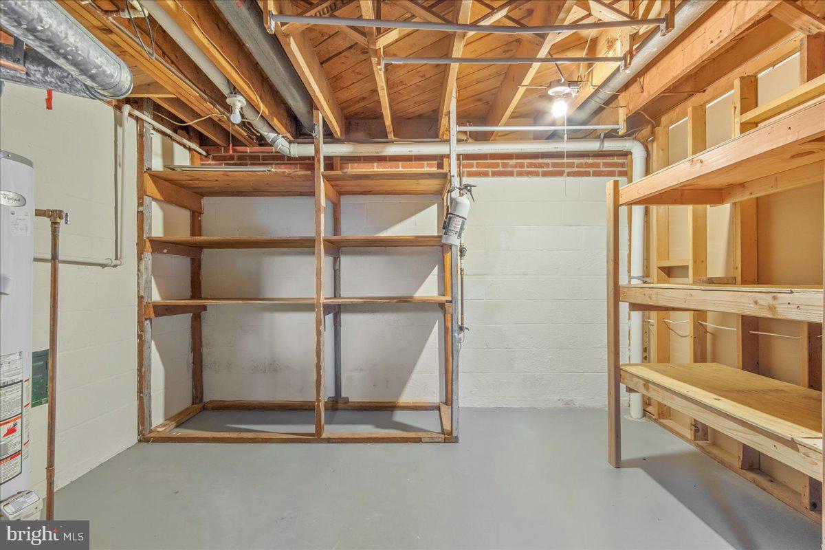 MONOCACY VILLAGE - Residential