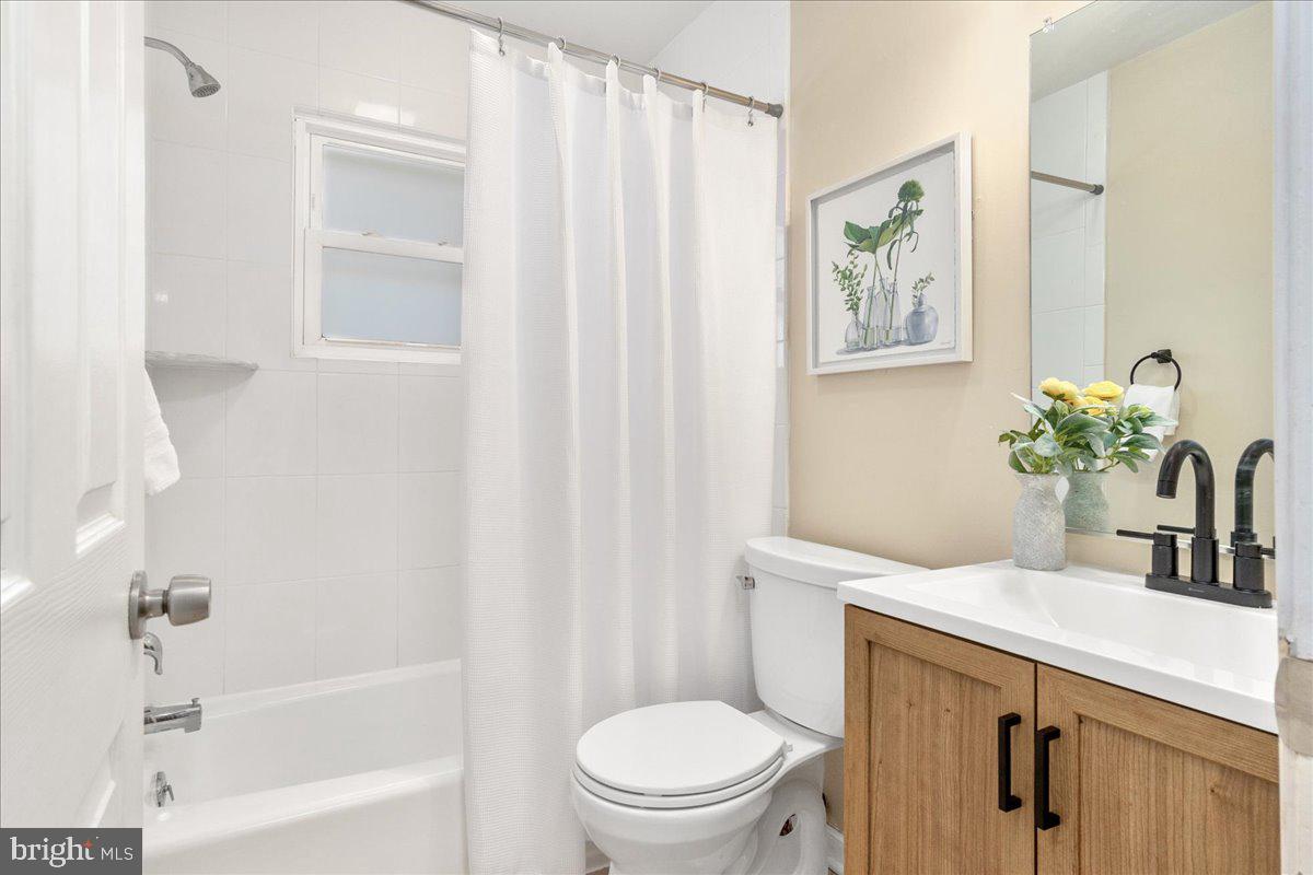 MONOCACY VILLAGE - Residential