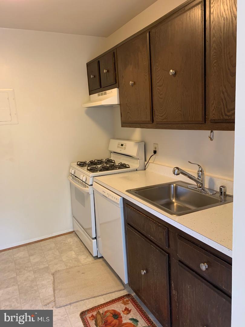 GRAND BEL MANOR - Residential