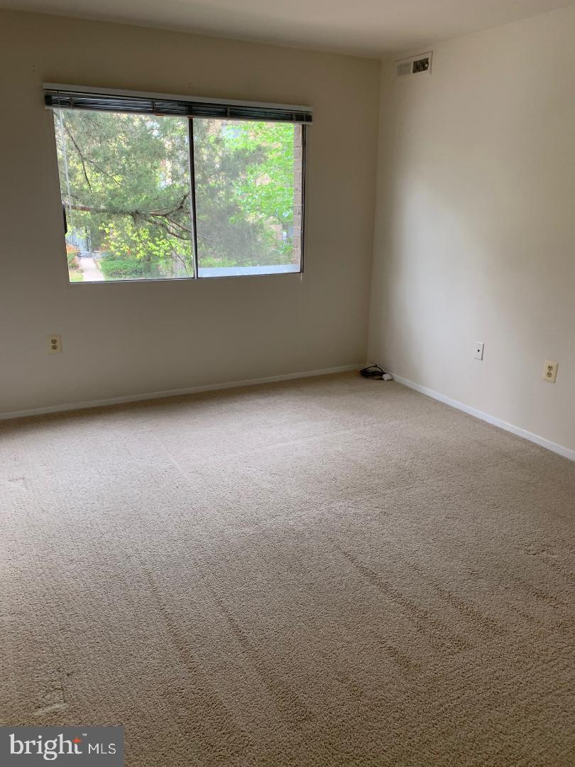 GRAND BEL MANOR - Residential