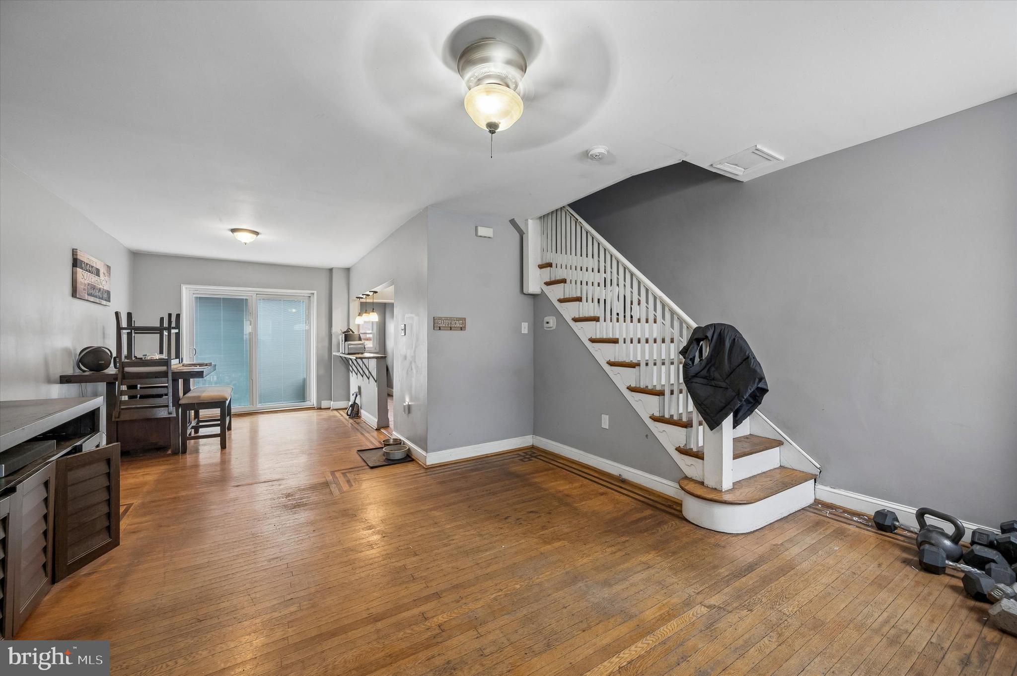 7122 TORRESDALE AVENUE