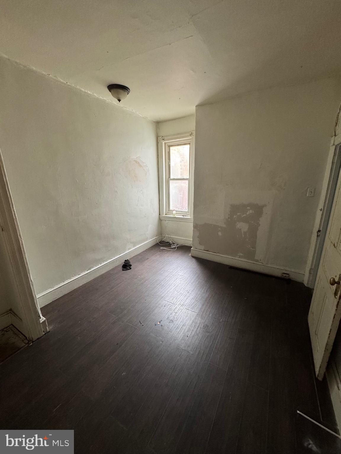 ELMWOOD PARK - Residential