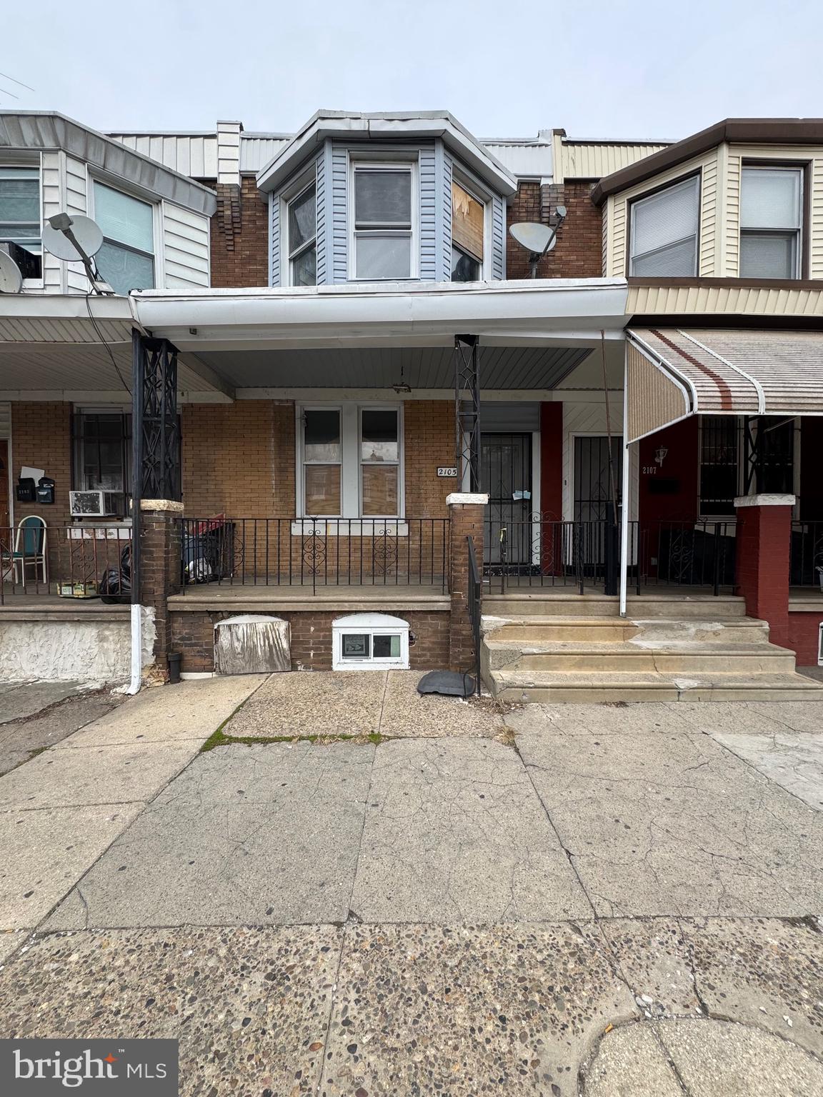 ELMWOOD PARK - Residential