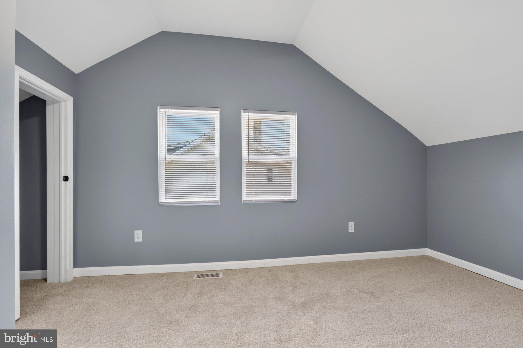 NORTH HALETHORPE - Residential