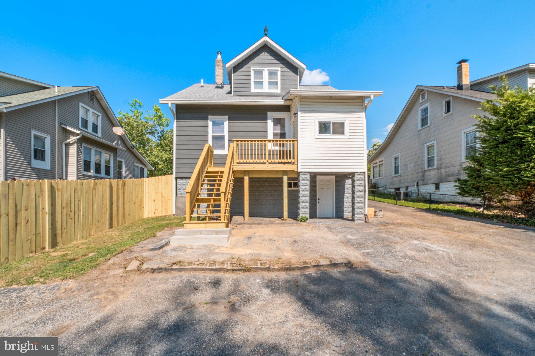 NORTH HALETHORPE - Residential