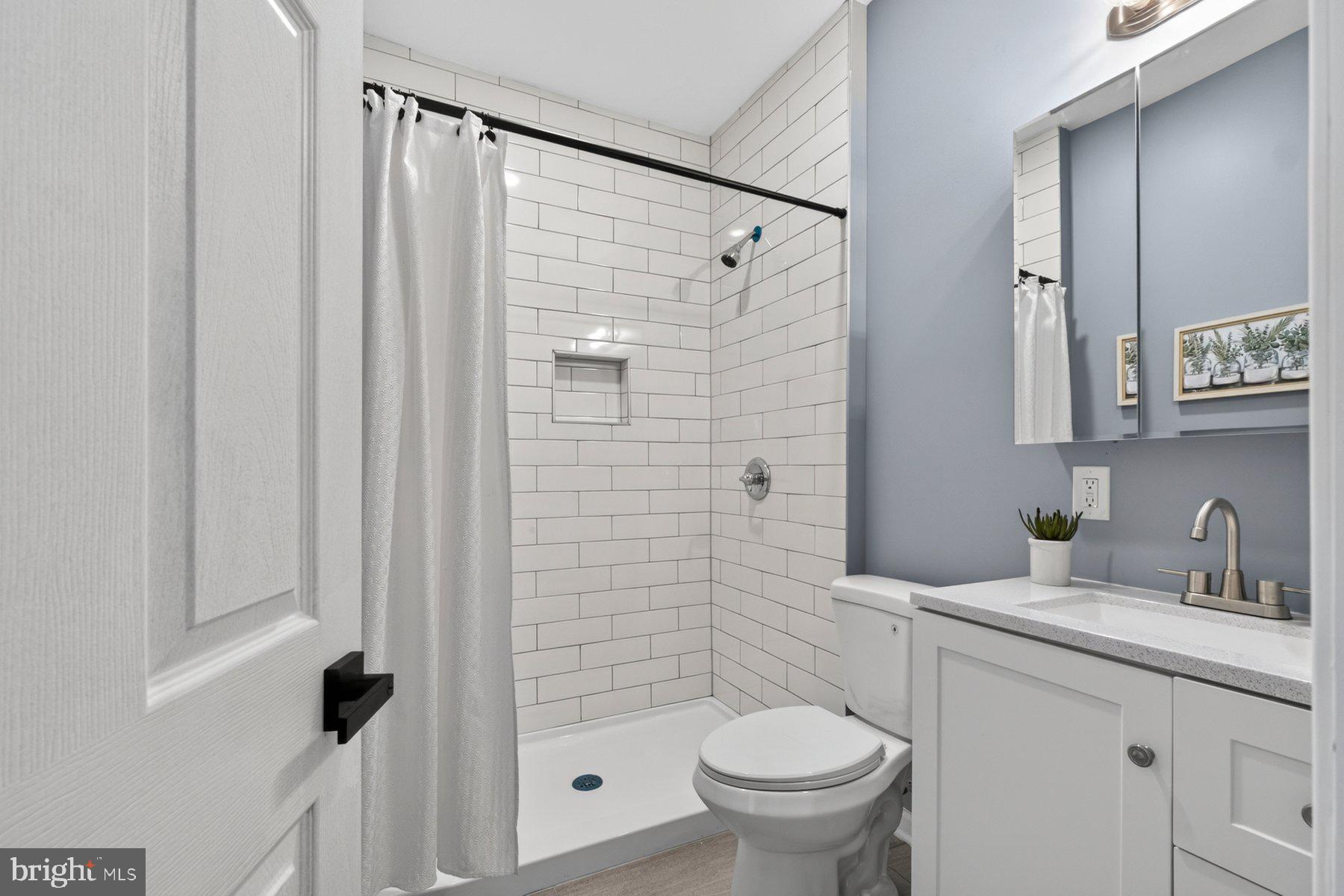 NORTH HALETHORPE - Residential